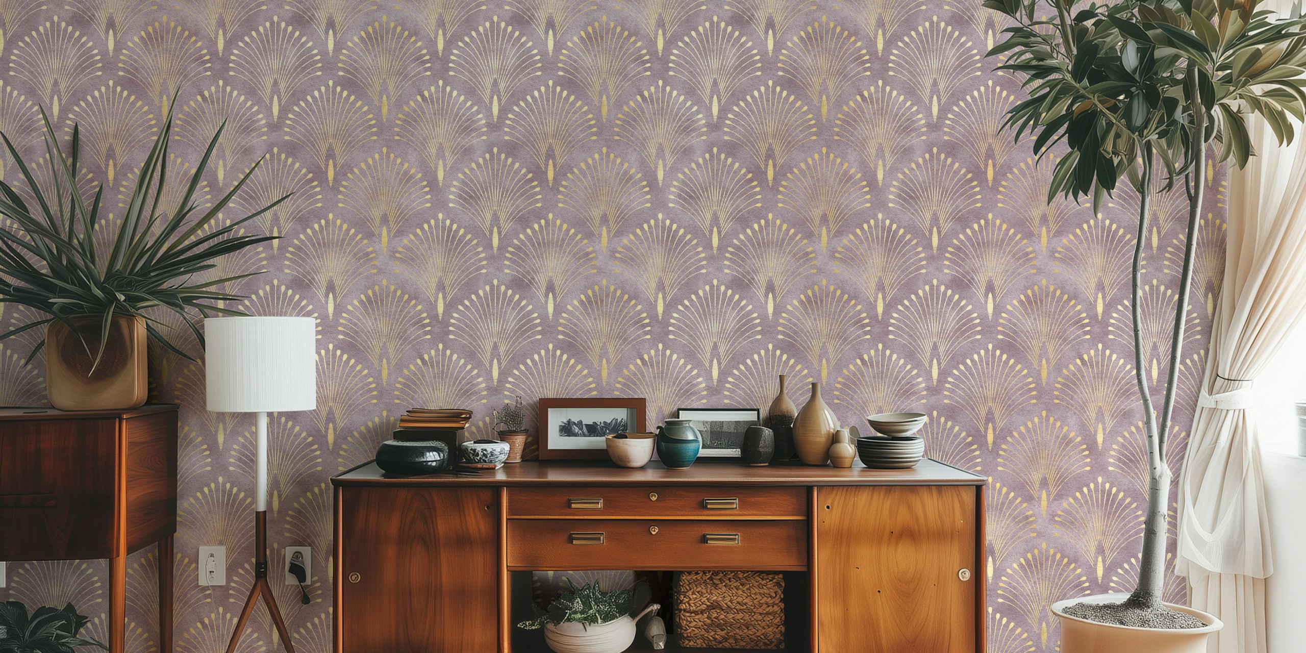 Gold Art Deco fan pattern on a lavender background wallpaper