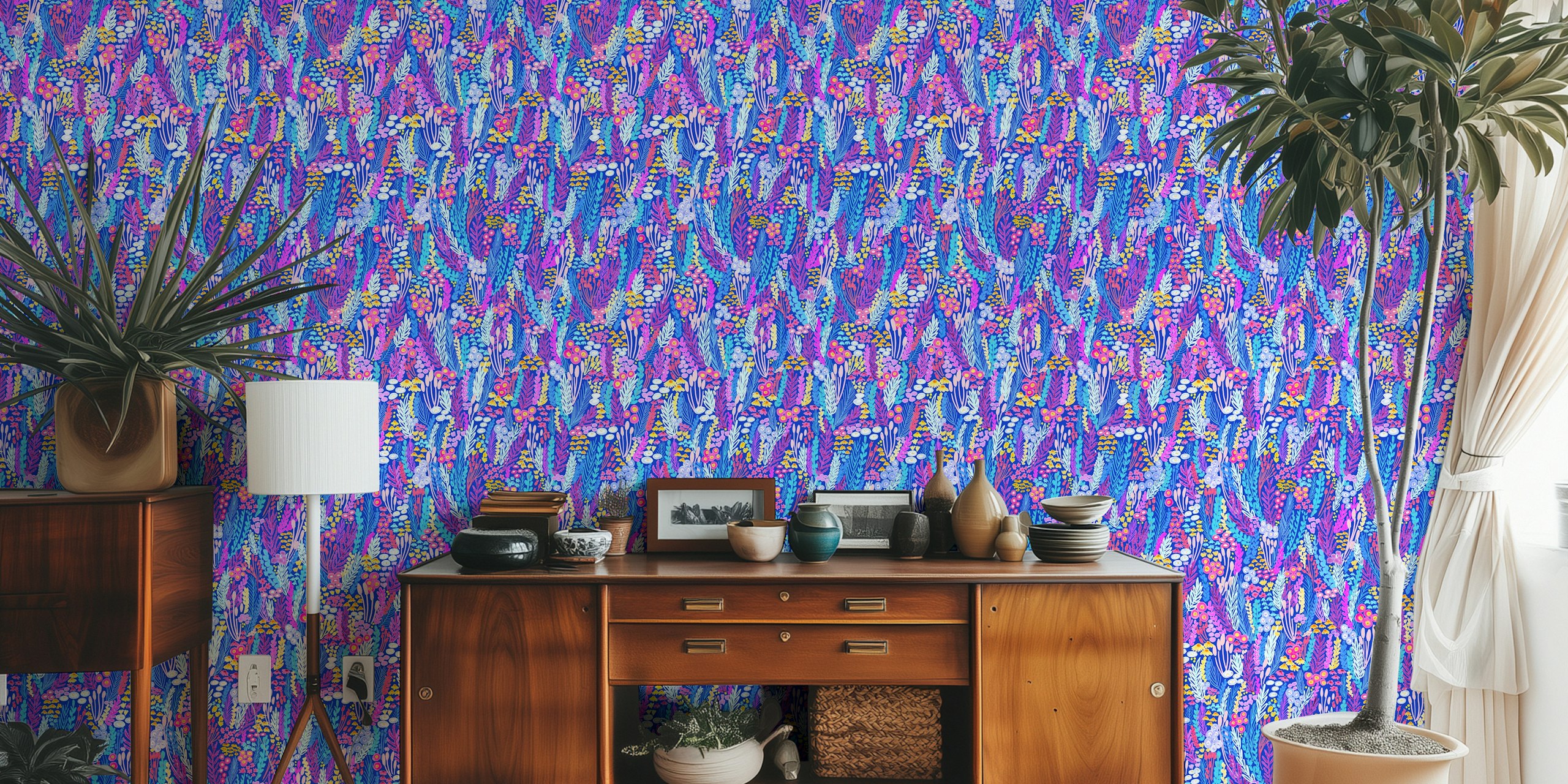 Vivid Wild Grasses and Blooms wallpaper in een kamer