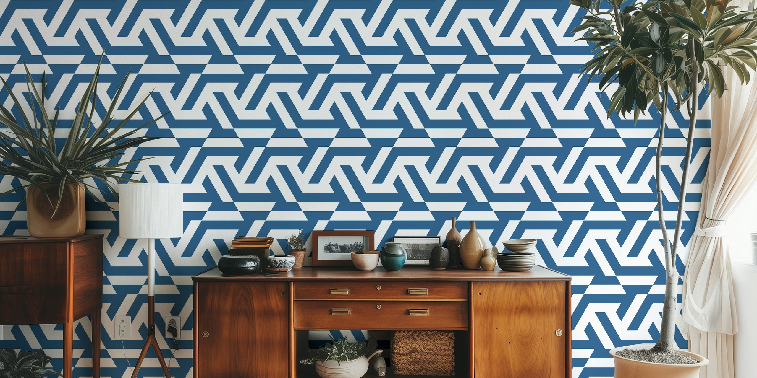 Navy blue hexagon tile wallpaper dans une pièce