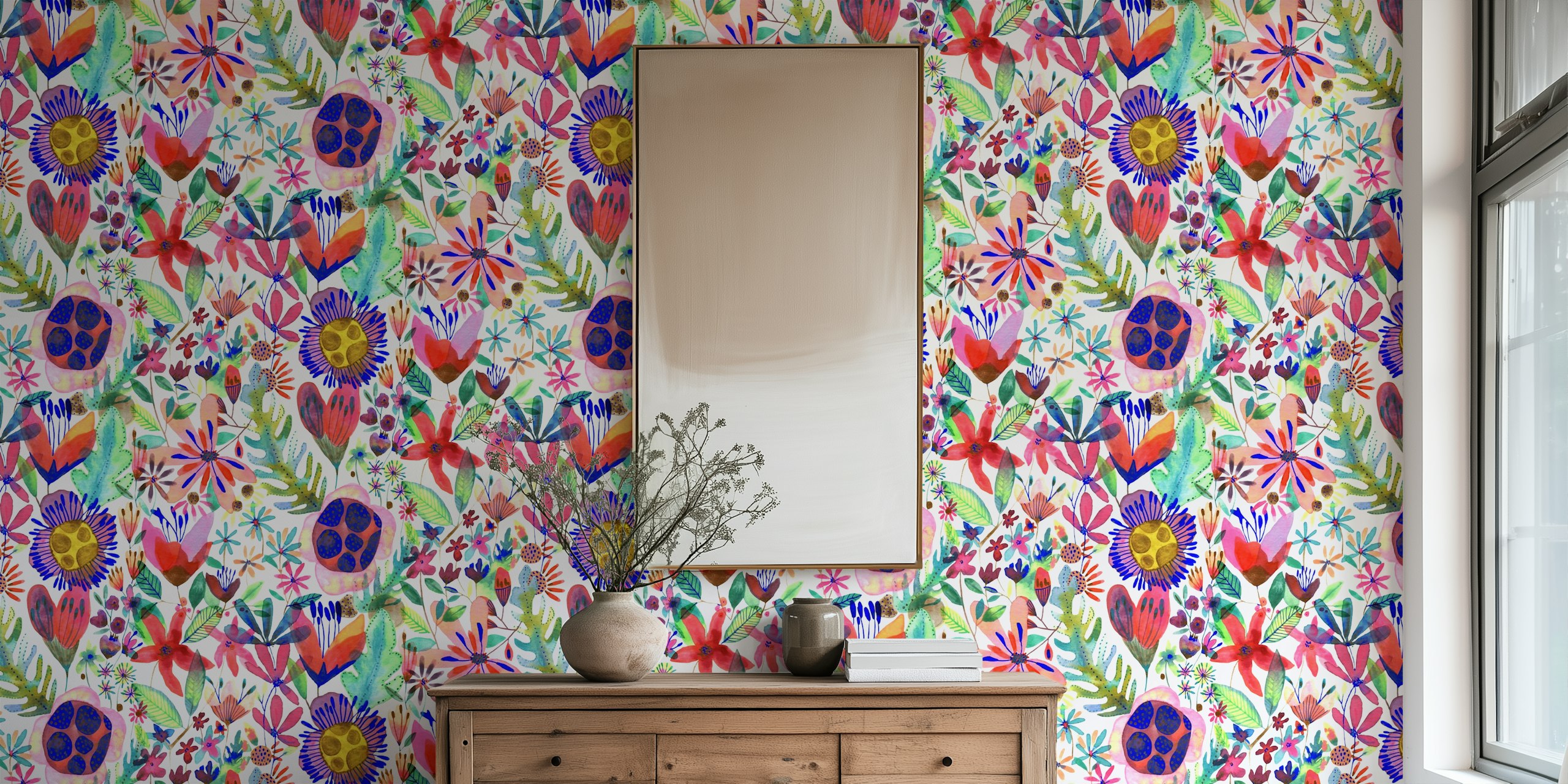 Papier peint floral coloré dans une pièce