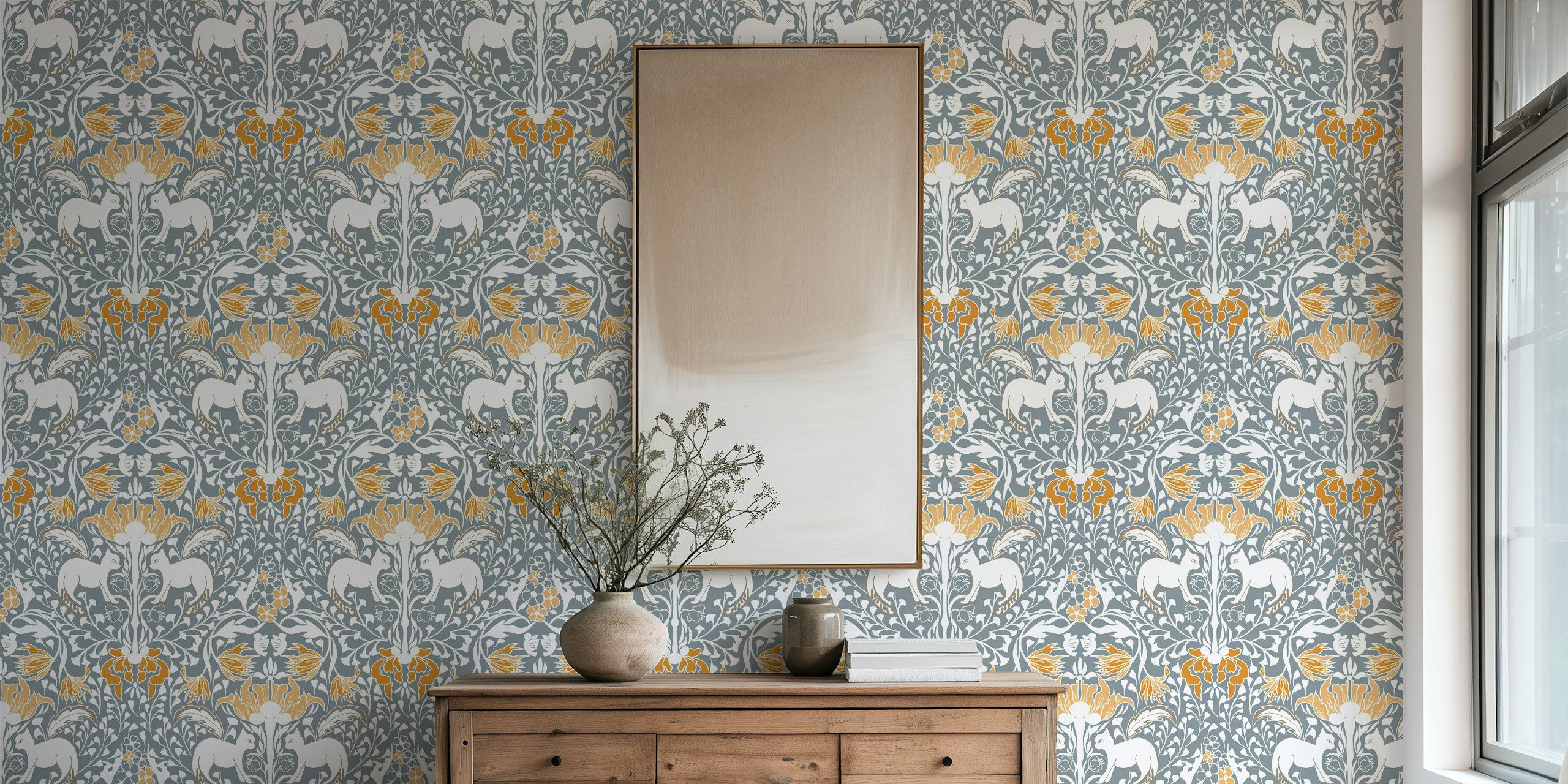 Künstlerisches Wandbild mit Katzen, versteckt zwischen Blättern und Blumen in dezenten Farben