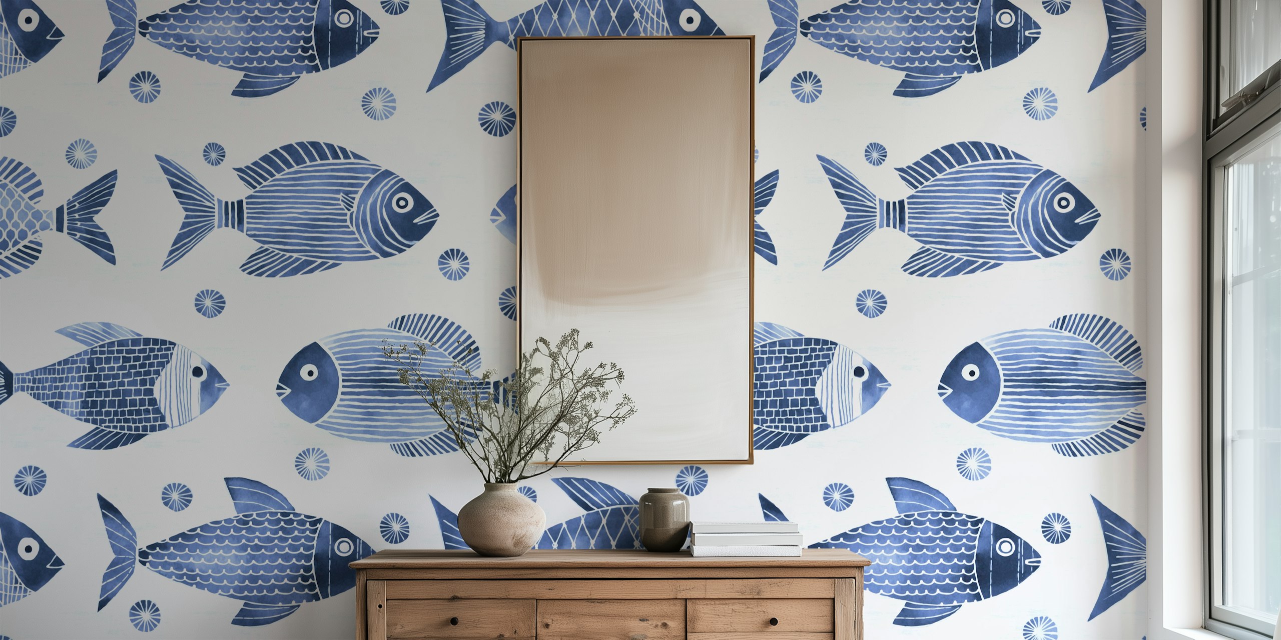 Navy tapet med leken fiskdesign