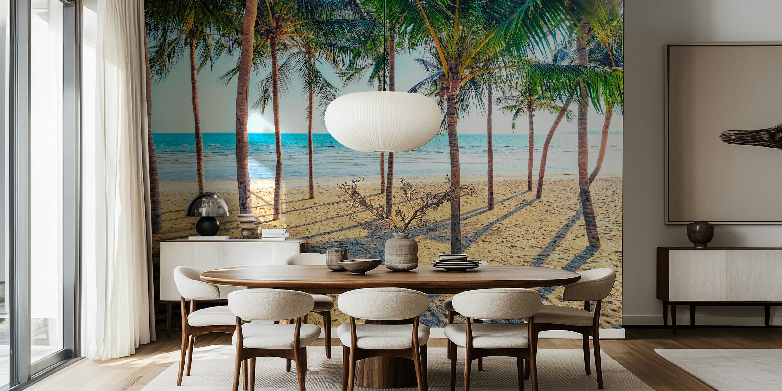 Fototapeta Jomtien Beach z palmami i złotym piaskiem