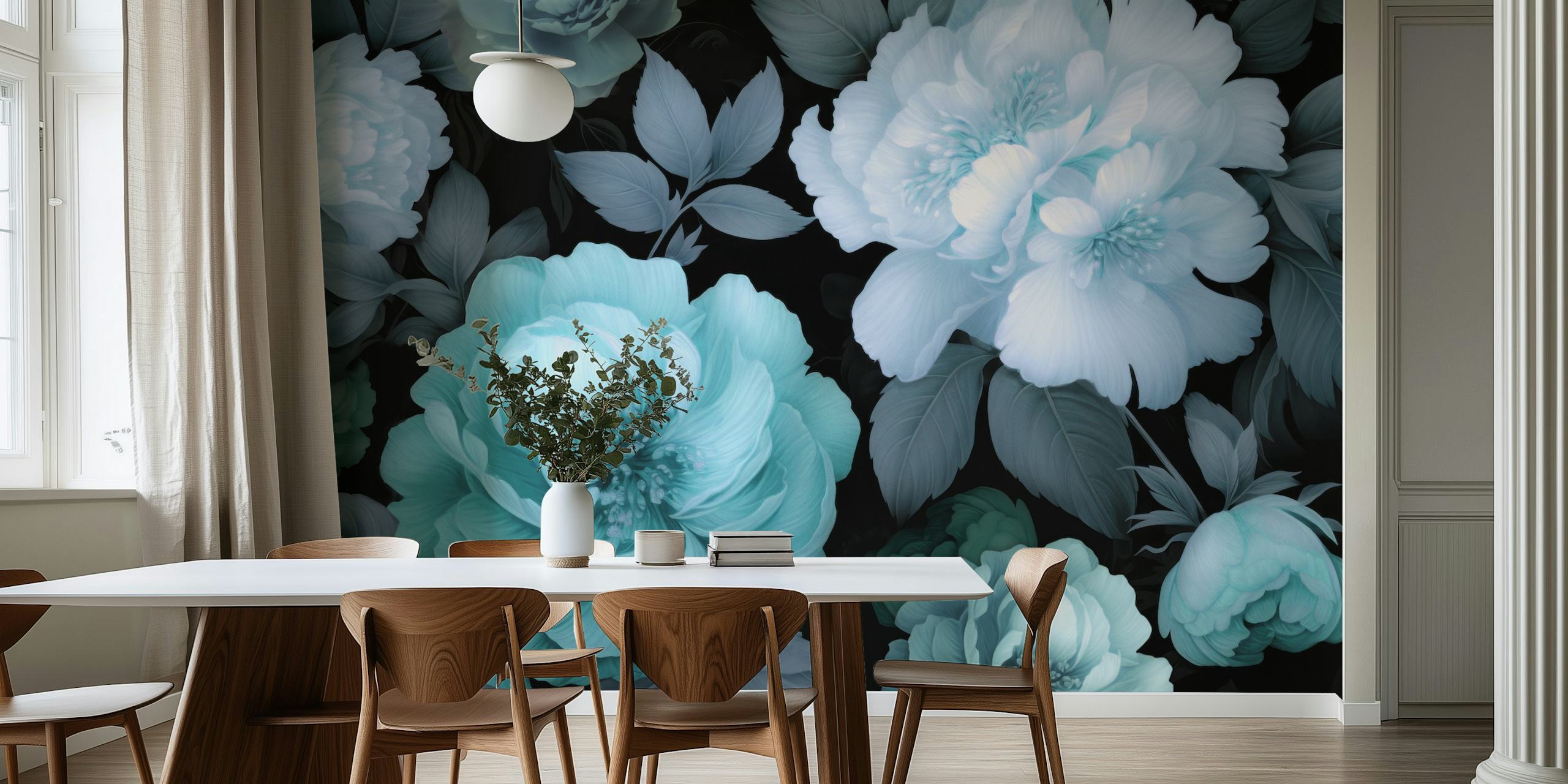 Weelderige barokke bloemenmuurschildering met stemmige botanische kunst in blauw- en blauwgroen tinten