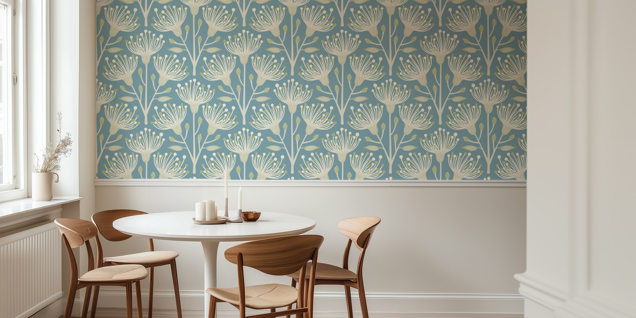 Eucalyptus papel de parede floral em um quarto azul claro