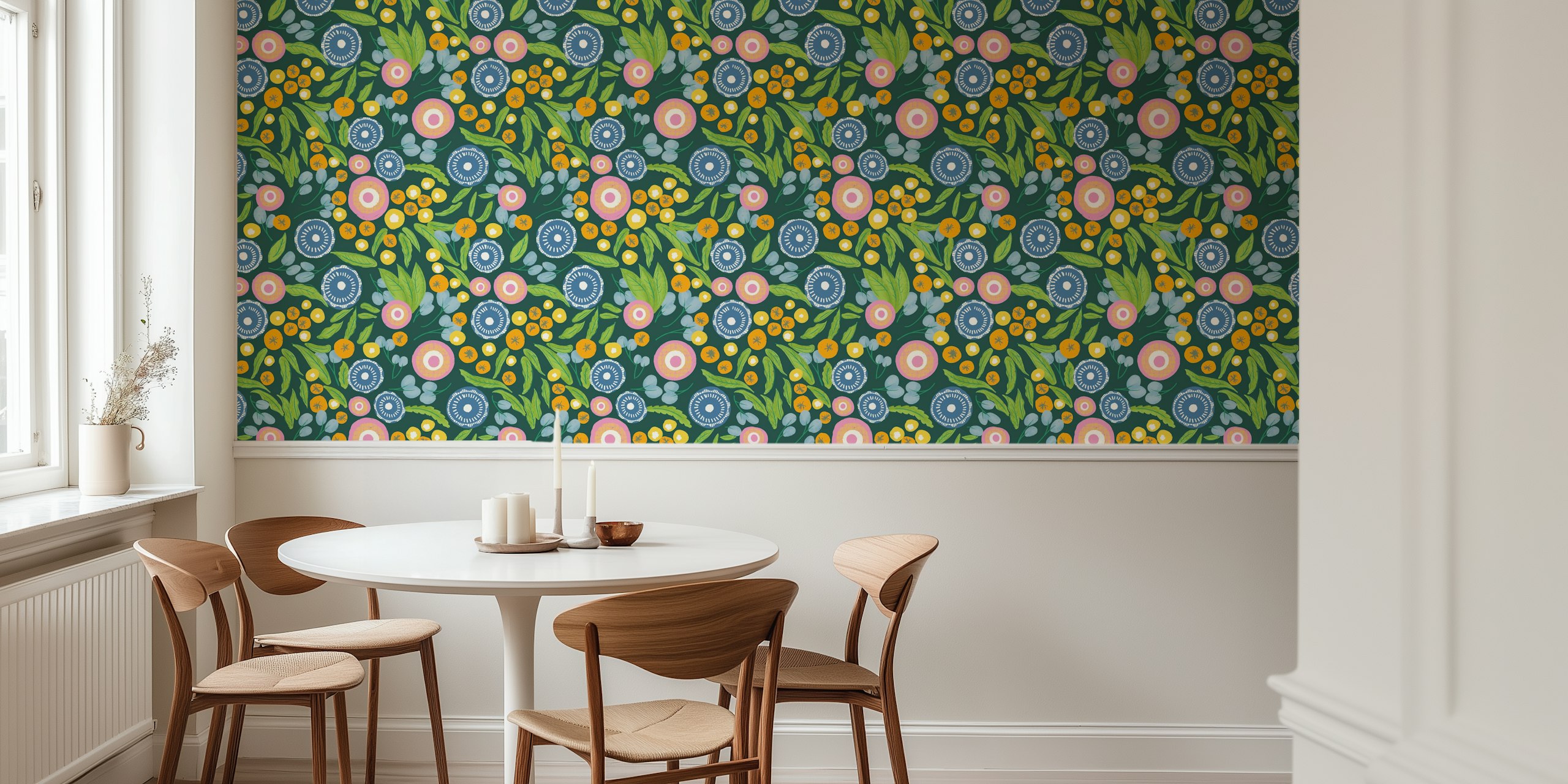 Mural de parede floral colorido estilo desenhado à mão com flores rosa, amarelas e azuis sobre um fundo verde
