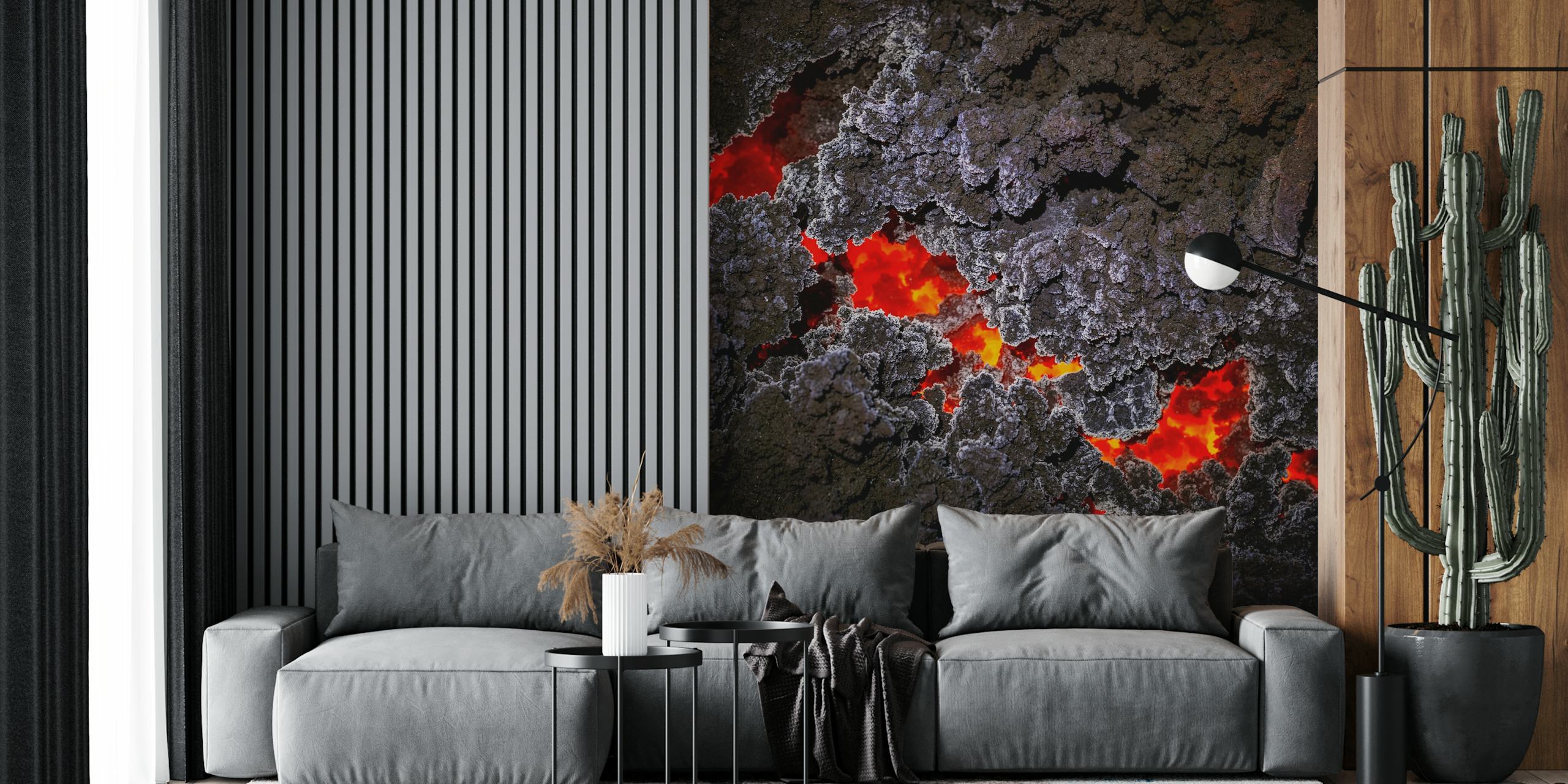 Mural de parede abstrato com padrões cristalinos vermelhos sobre um fundo escuro simulando um geodo