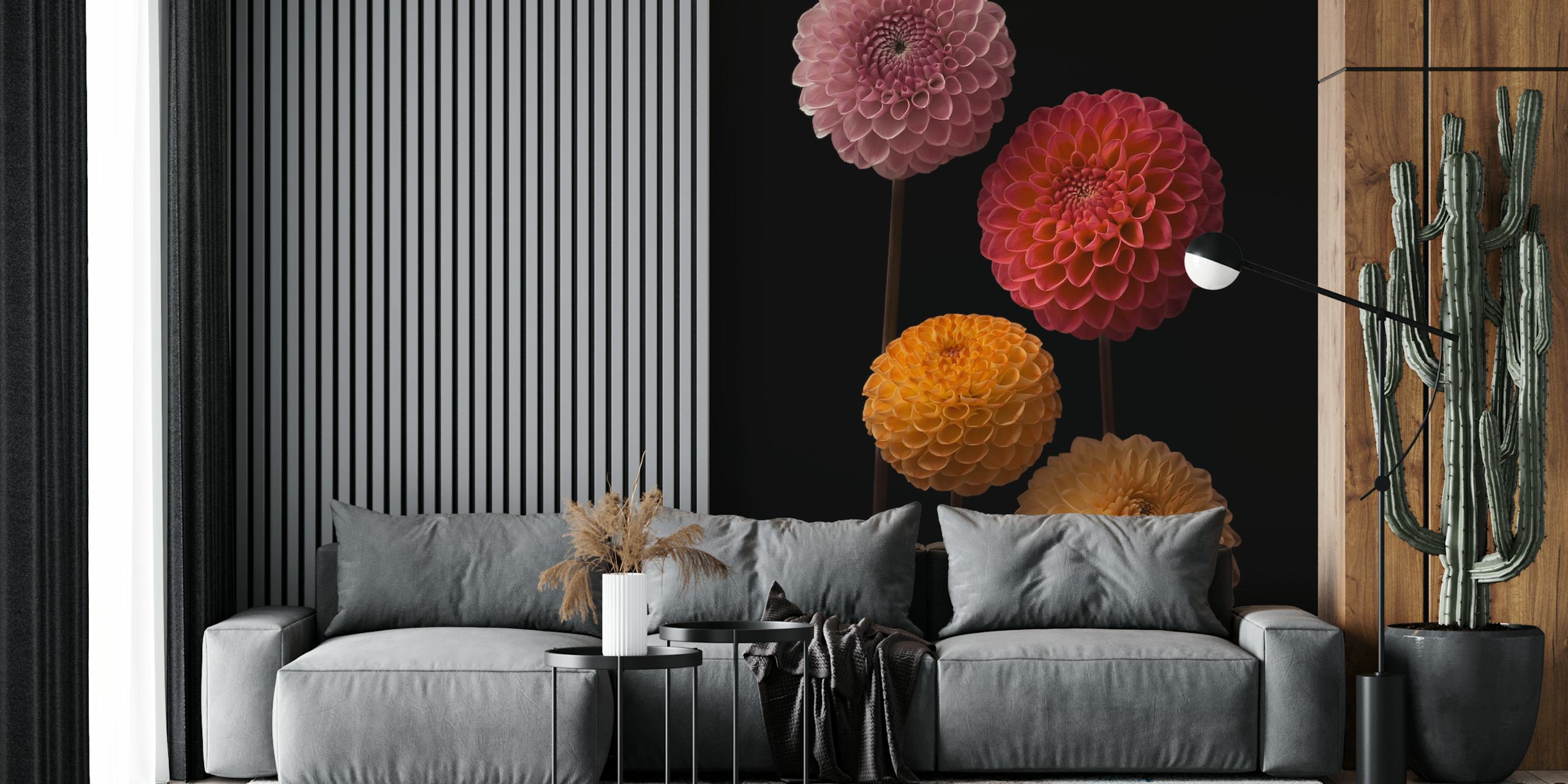 Bloemenbehang met Dahlias in Harmony in zachte kleuren.