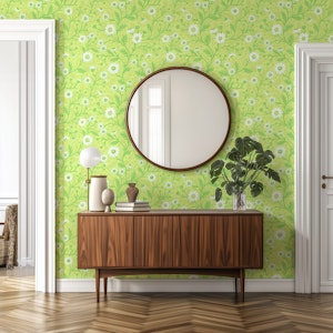 Daisies in white and green on honey dew green