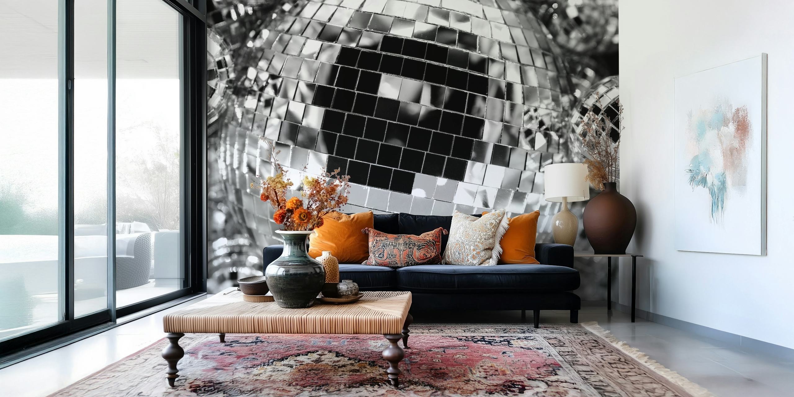 Silberne Disco-Kugel mit glänzenden, reflektierenden Fliesen, Schwarz-Weiß-Stil, Glitter Wallpaper