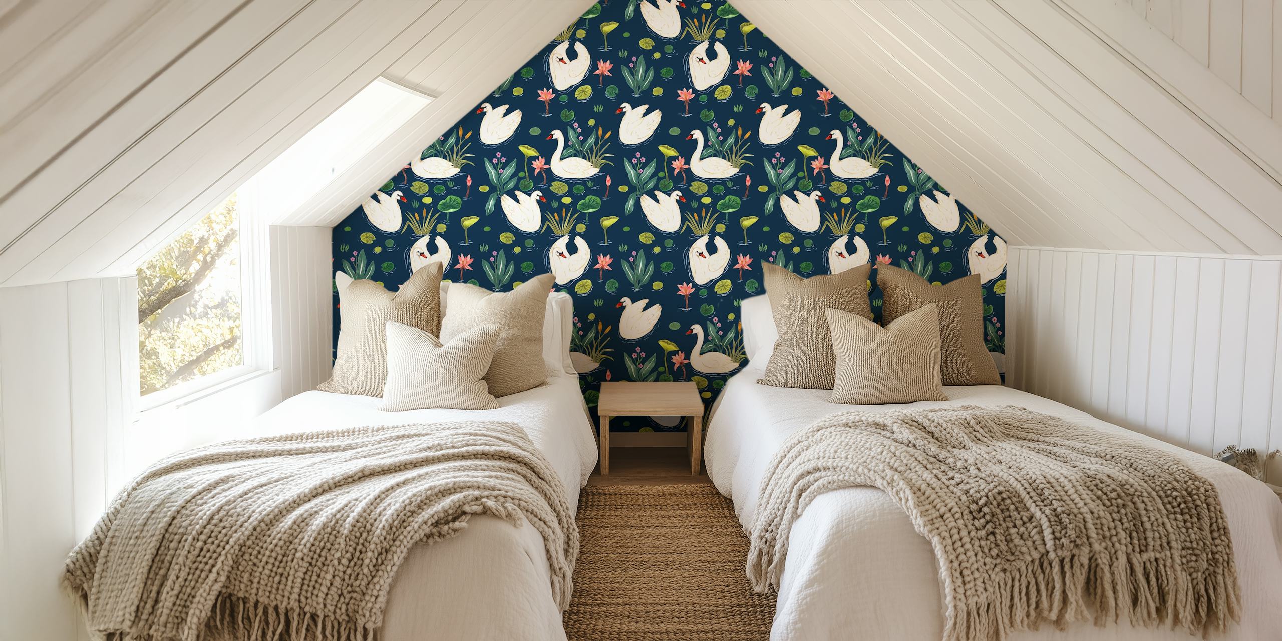 Elegante Schwäne auf einem sternenklaren See mit Seerosenblättern und Blumenwandbild