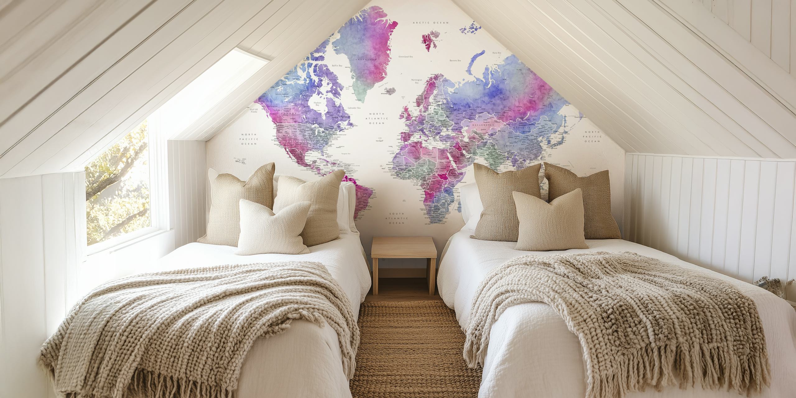 Carte du monde détaillée Katima papier peint dans une pièce
