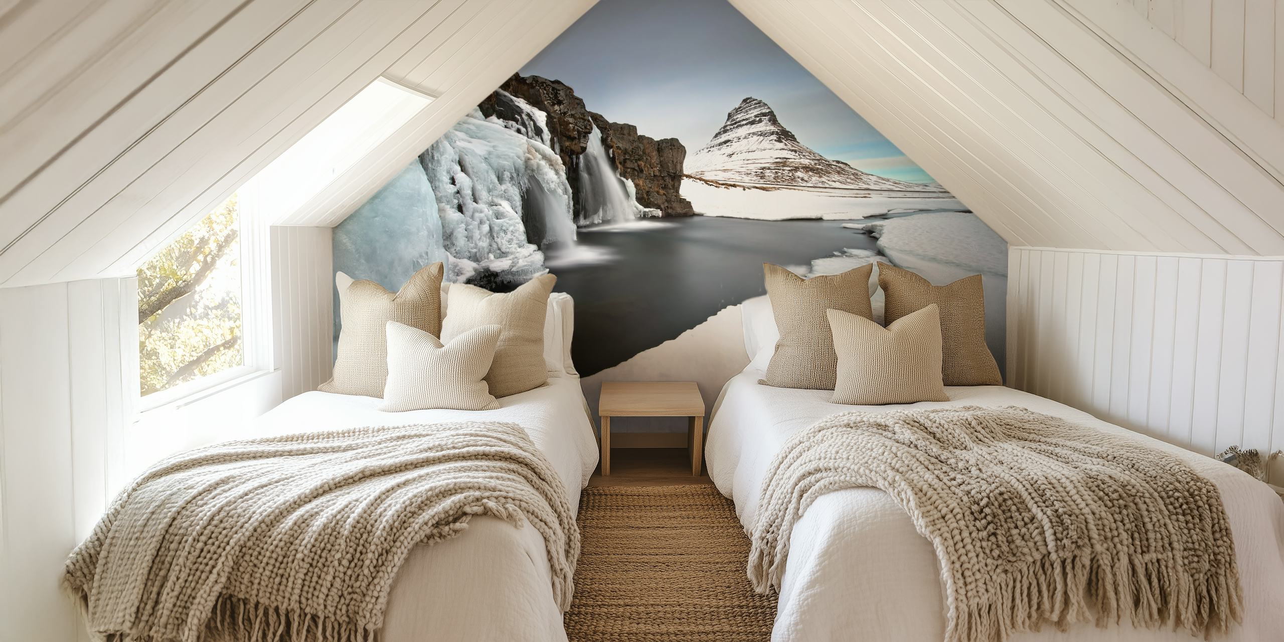Grundarfjordur behang in een kamer