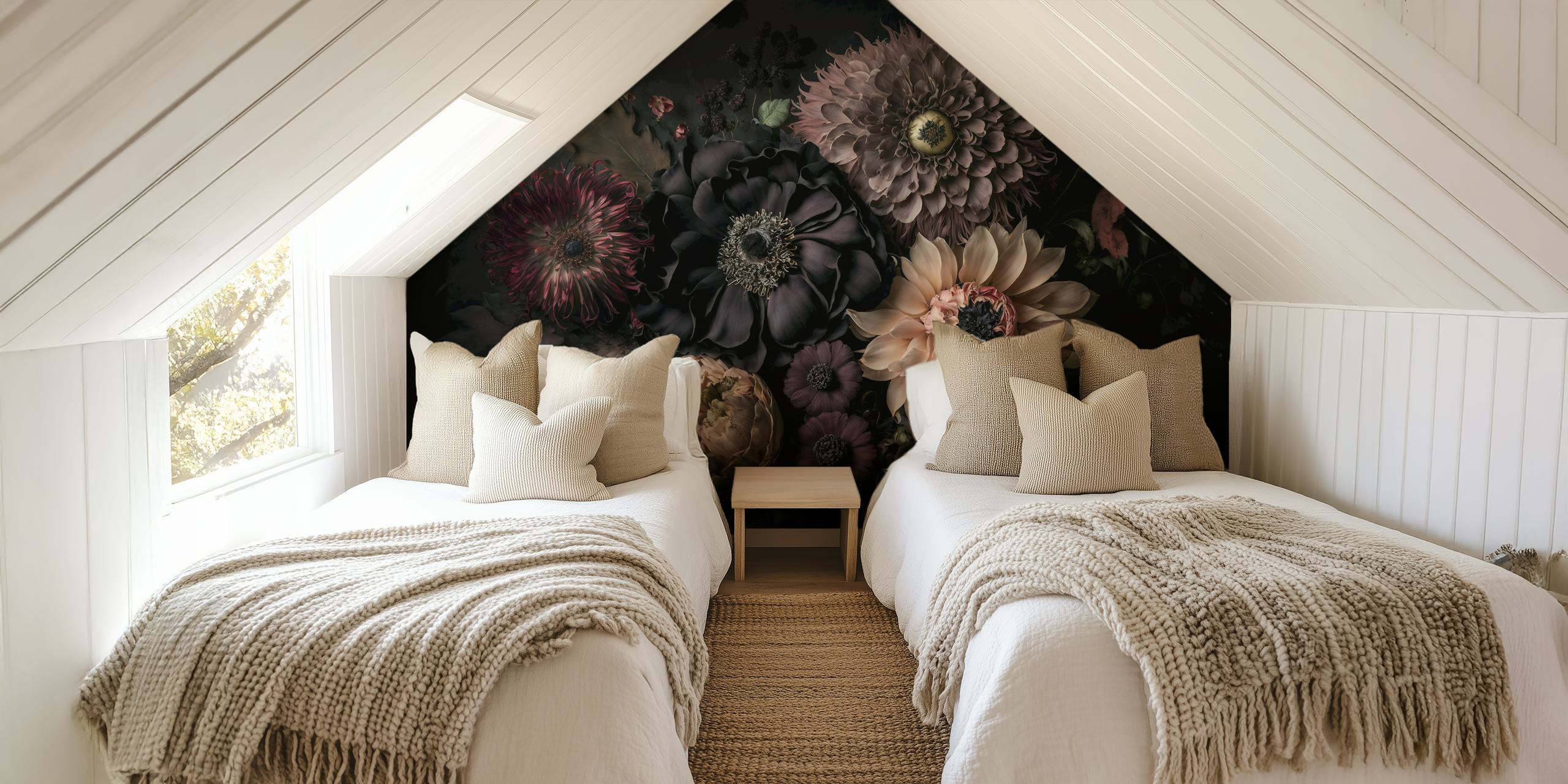 Donkere bloemen in verschillende tinten op zwart achtergrond wallpaper