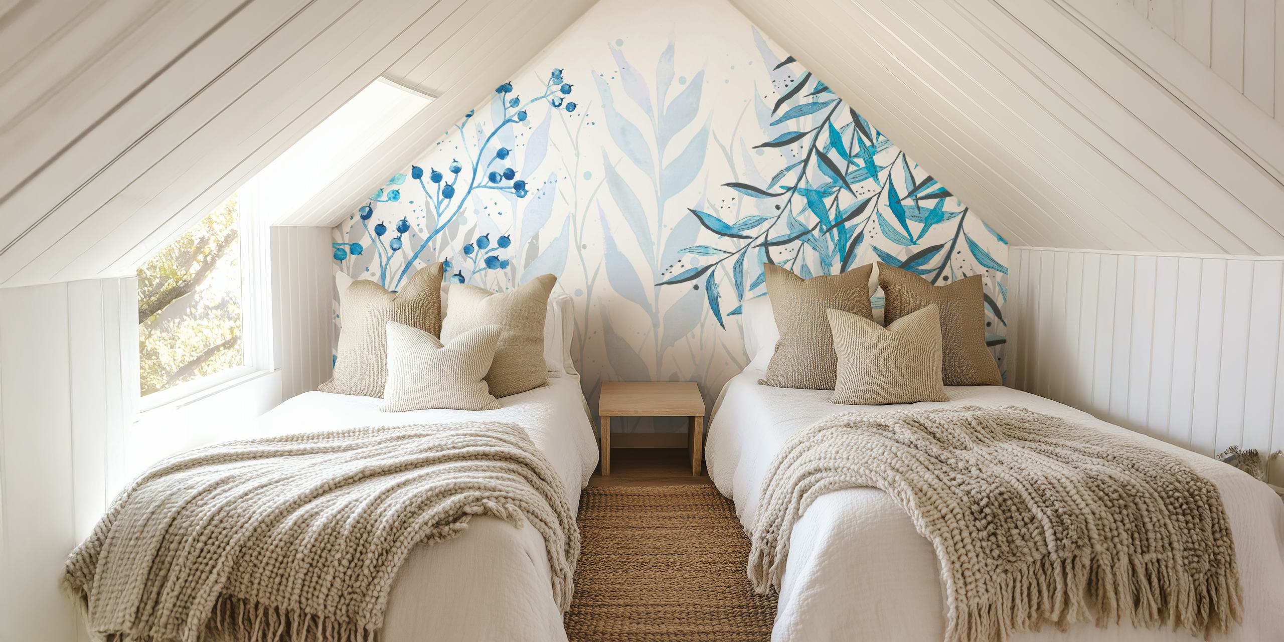 Modrá botanická nástěnná tapeta v pokoji