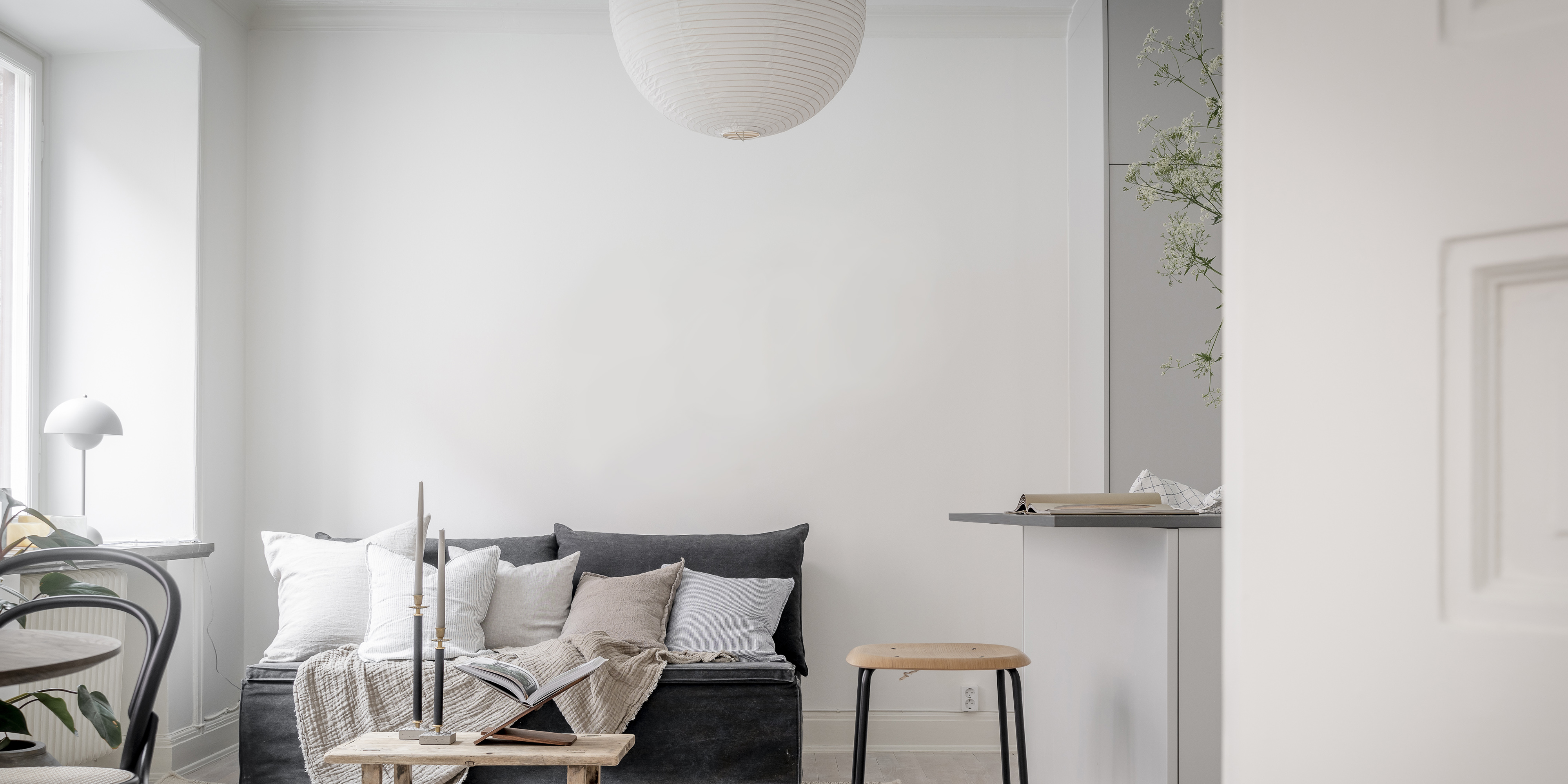 Charming floral wallpaper in a room setting