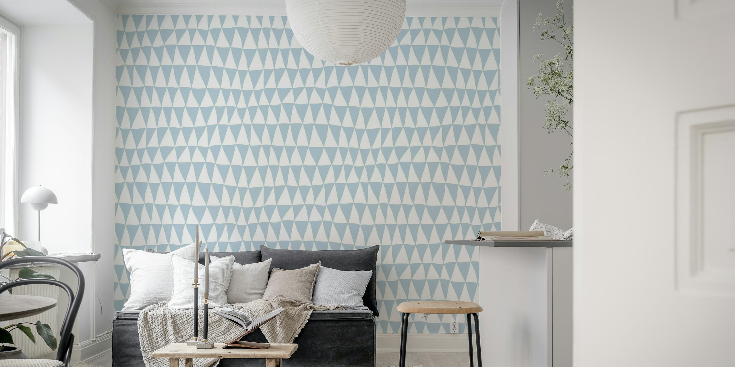 Odd Triangles light blue med wallpaper