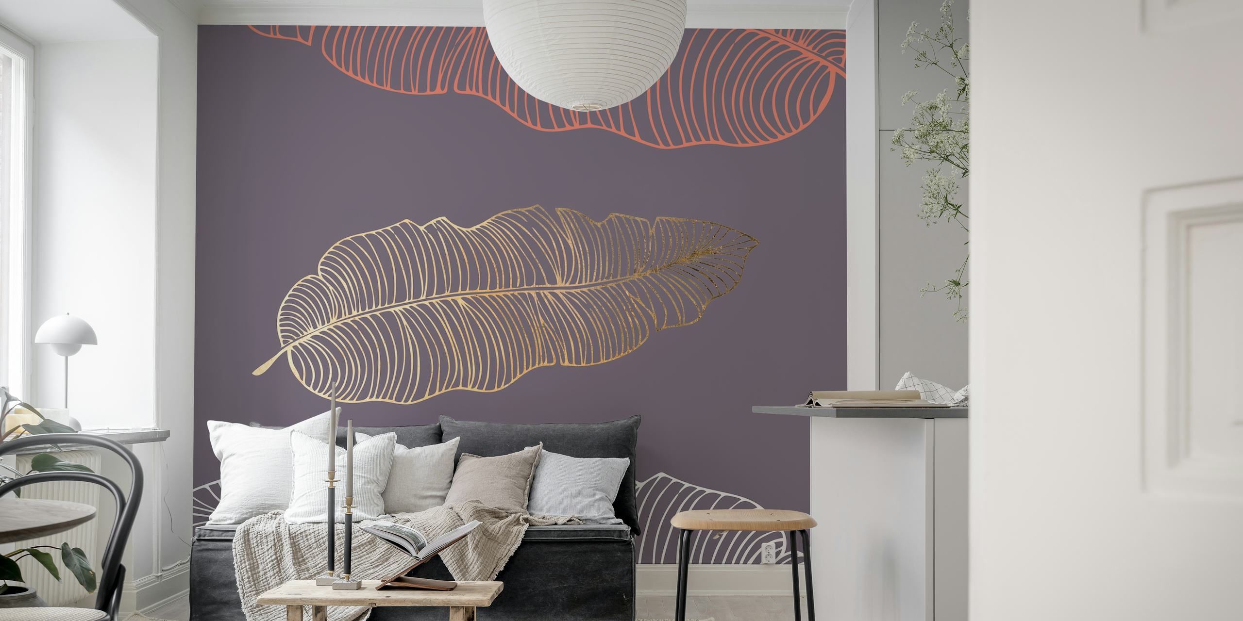 Taupe palm leaves behang weergegeven in een kamer