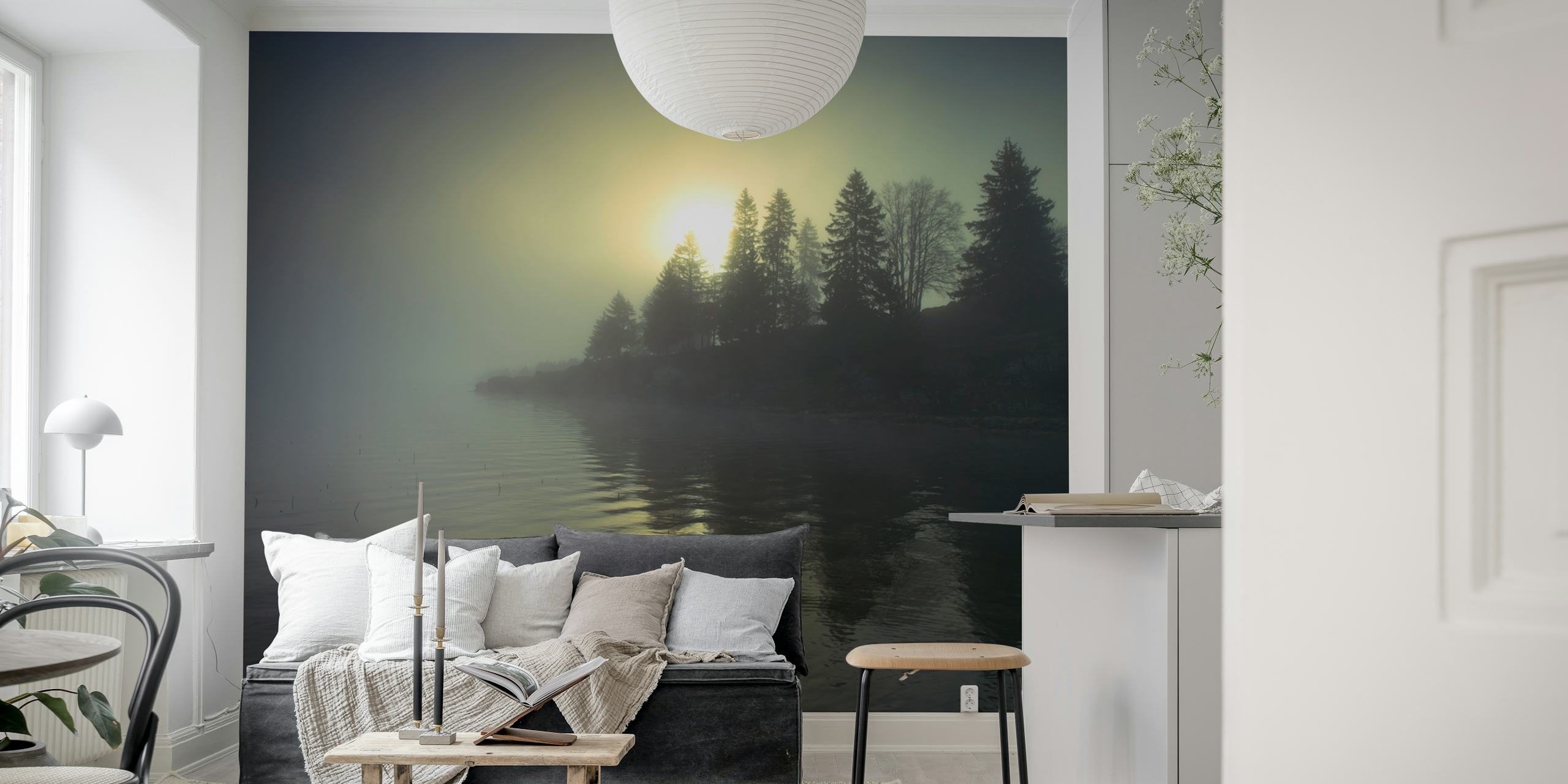 Zidna slika koja prikazuje maglovitu zoru uz jezero s drvećem