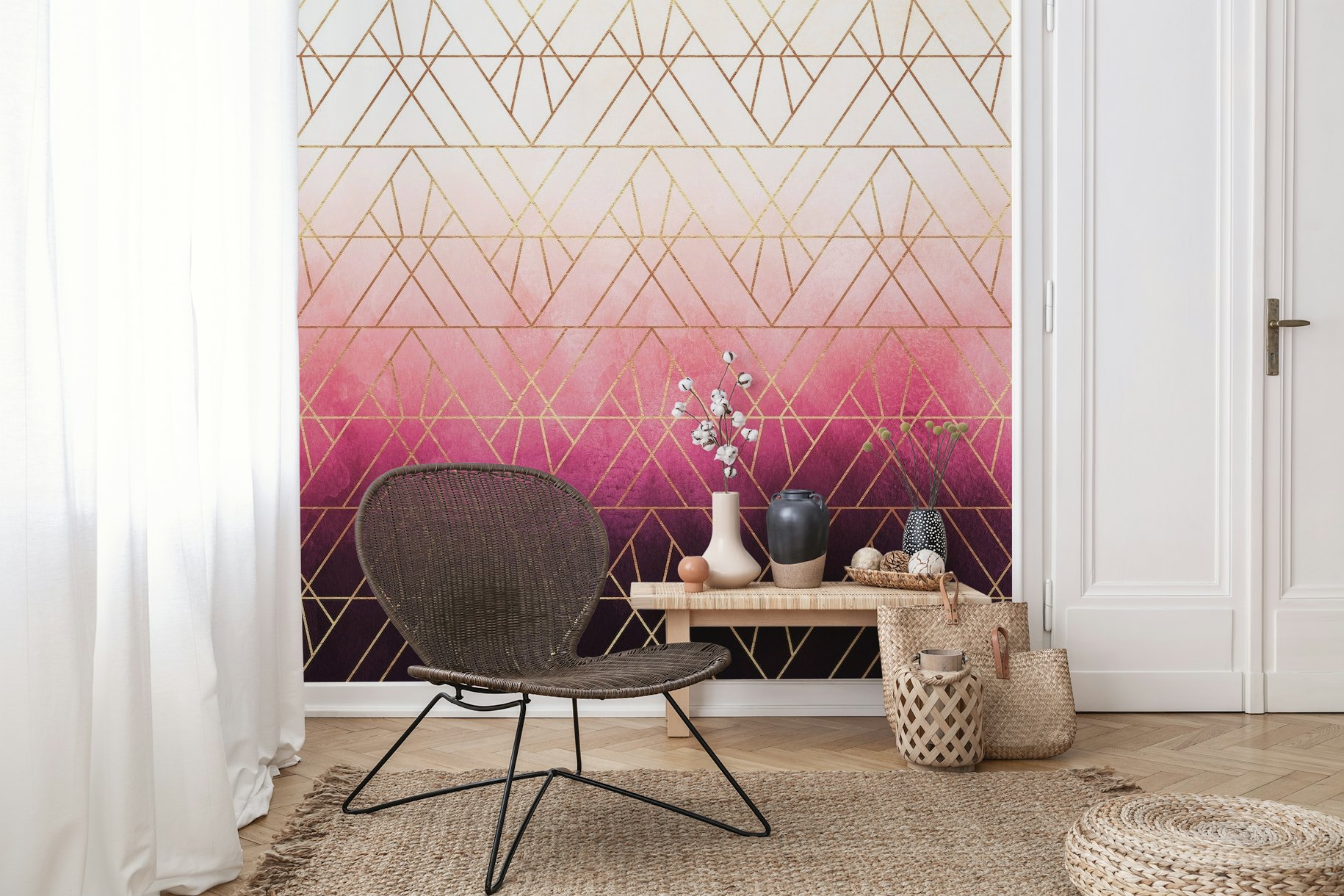 Pink Ombre Triangles tapet