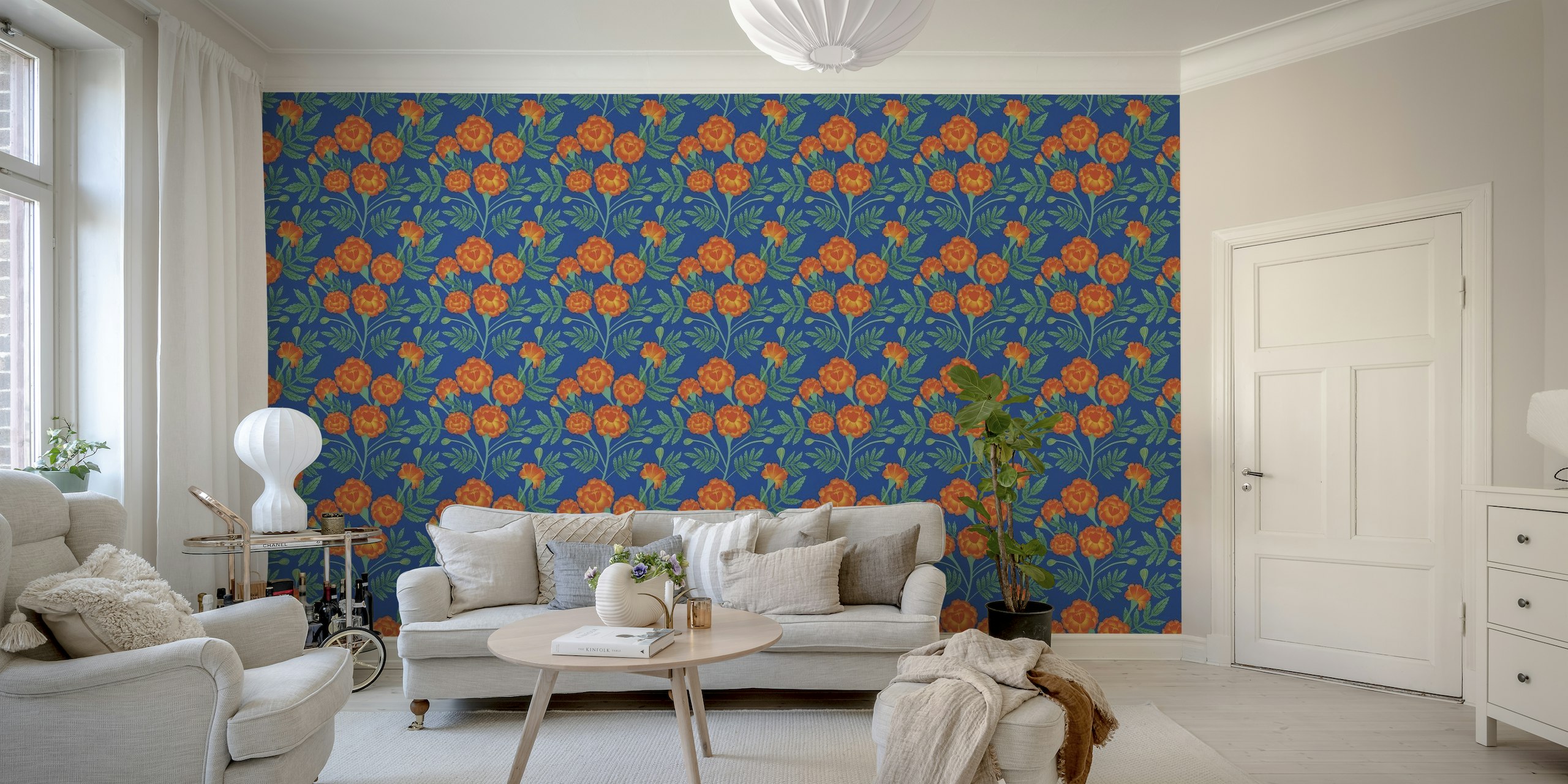 French Marigolds on Blue behang