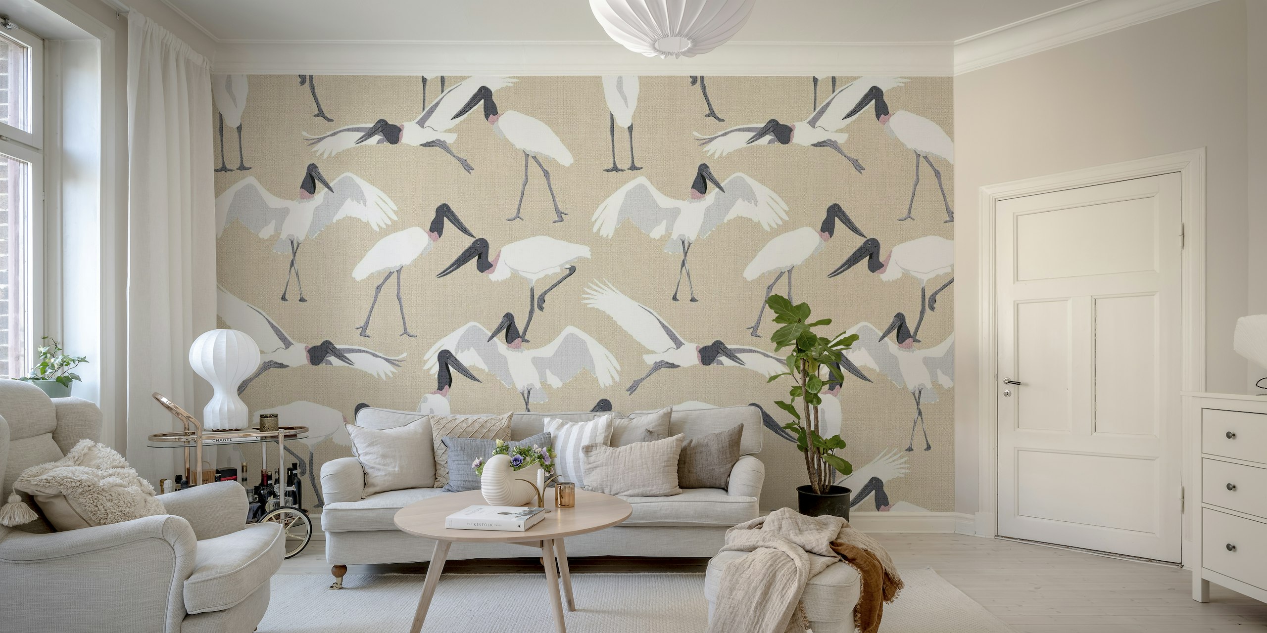 Ilustração estilizada de elegantes pássaros Tuiuiu em um fotomural vinílico de fundo bege arenoso