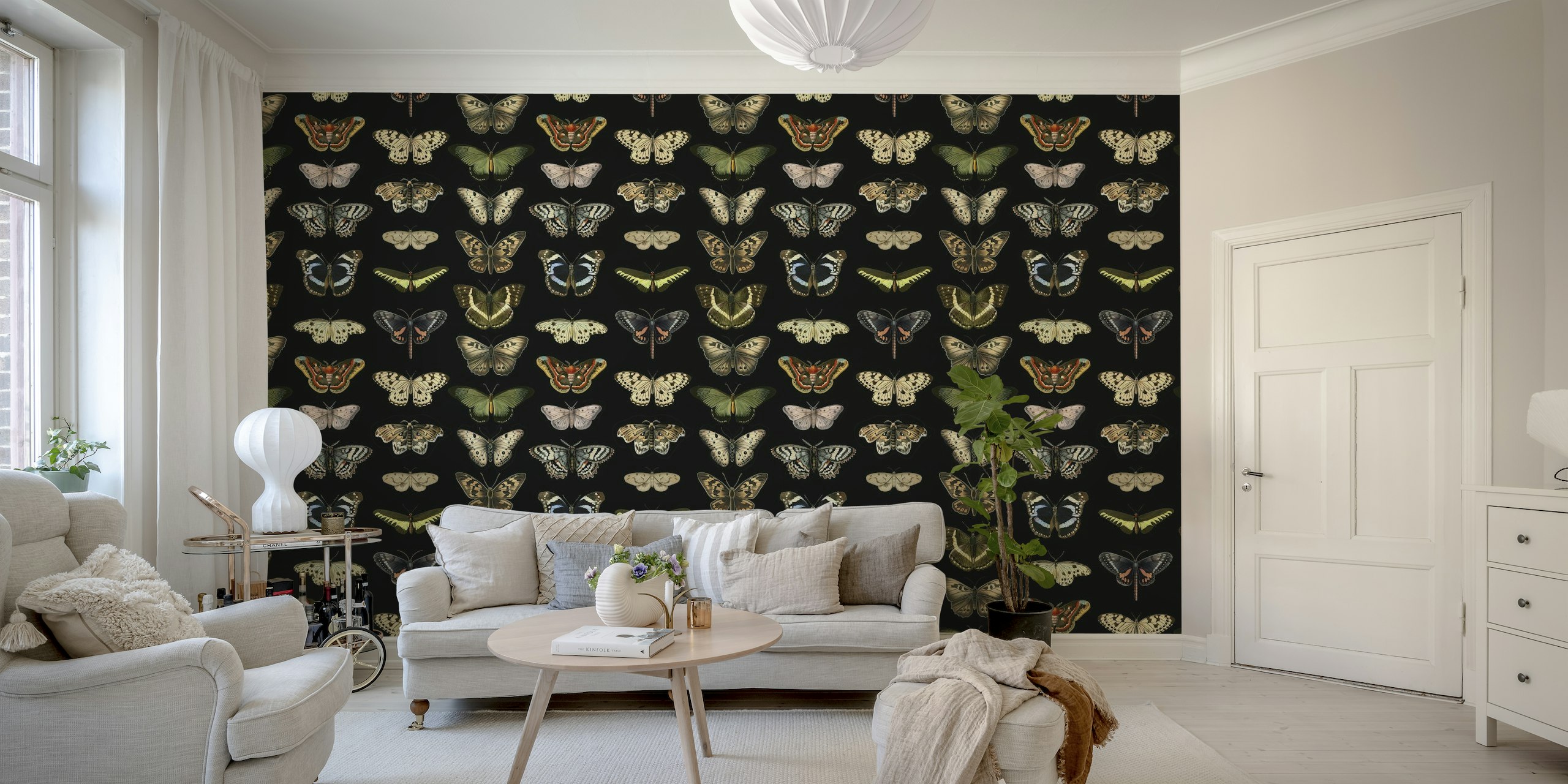 Nocturnal Mothmans and Butterflies papel de parede