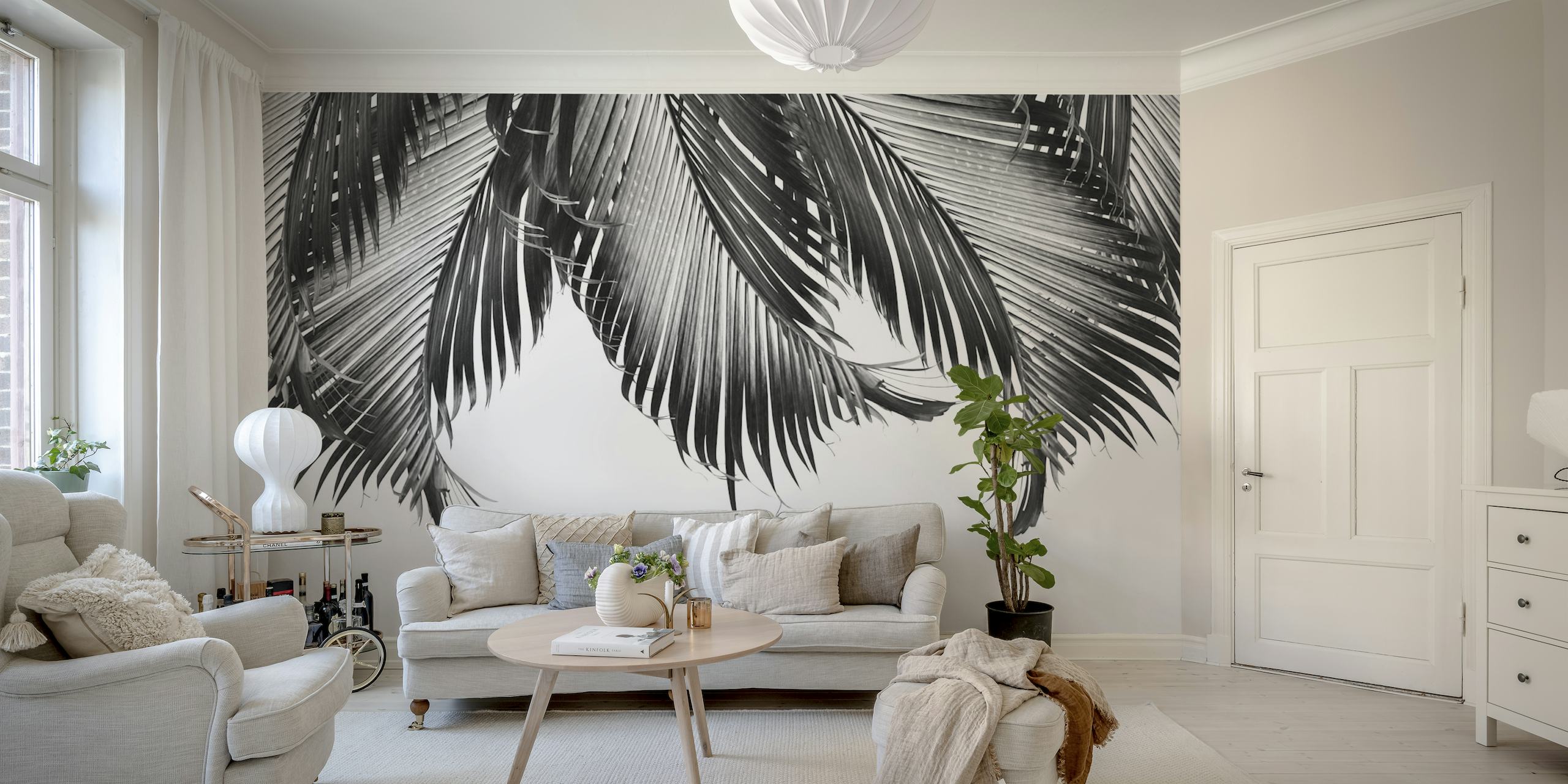 Mustavalkoinen palmulehtinen seinämaalaus moderniin sisustukseen