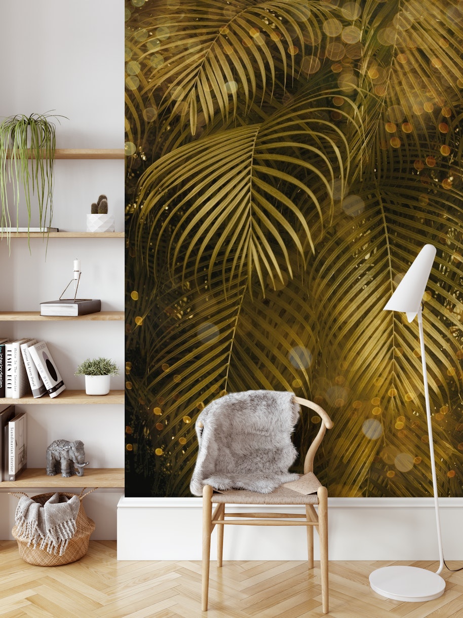 Golden Sparkle Palm Leaves wallpaper