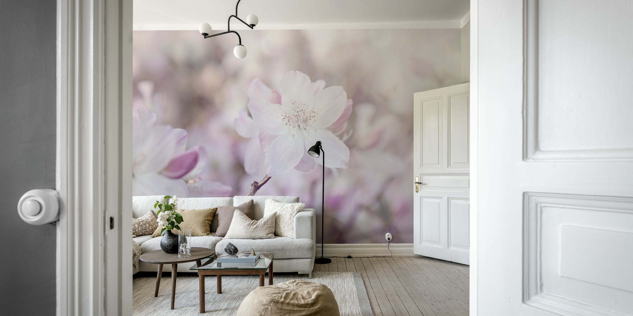Pink floral tapet i en romsetting