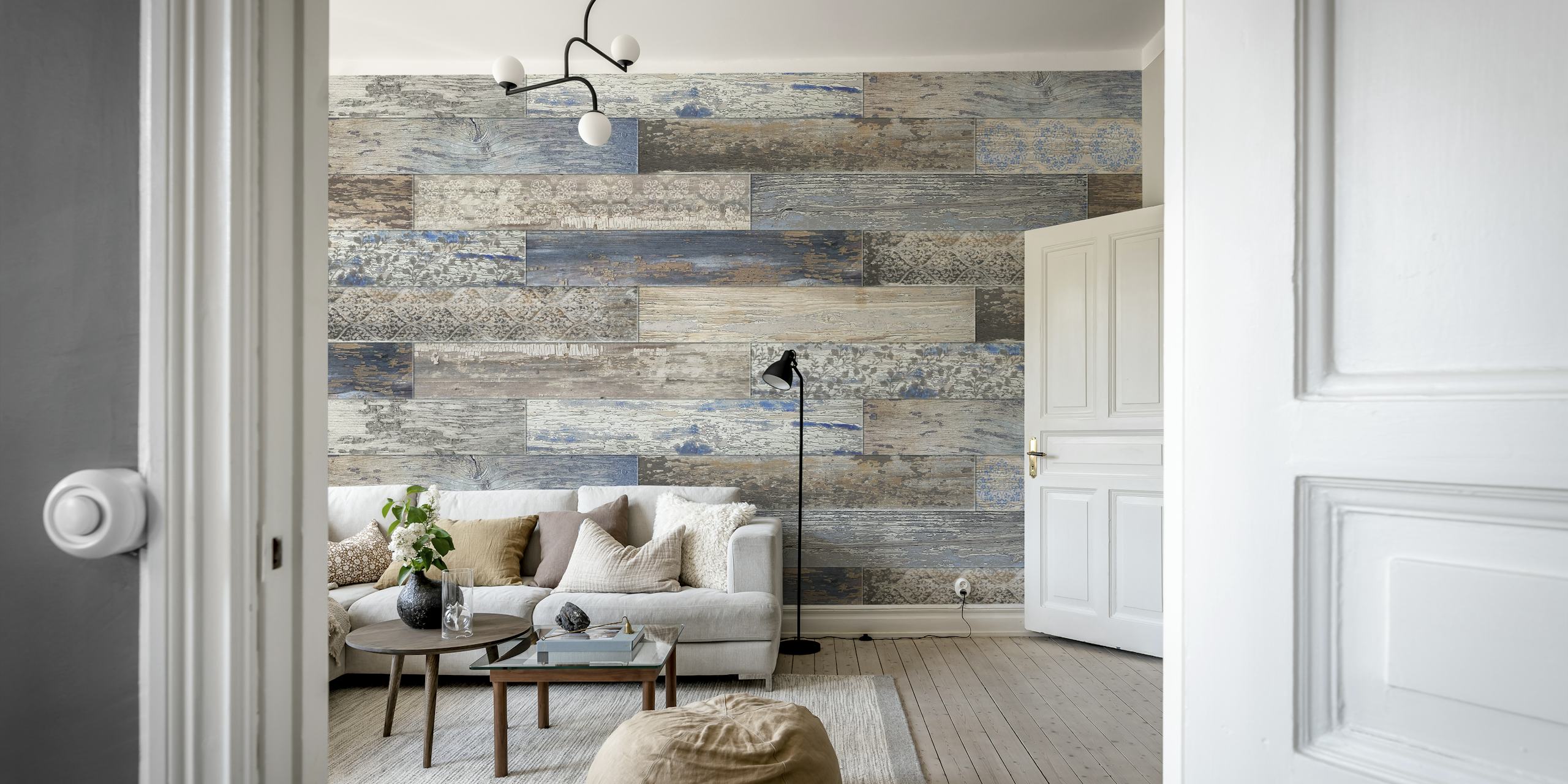 Vintage Wood Tiles Capri Blue τοίχου με ρουστίκ φθαρμένες σανίδες σε αποχρώσεις του μπλε και του καφέ.