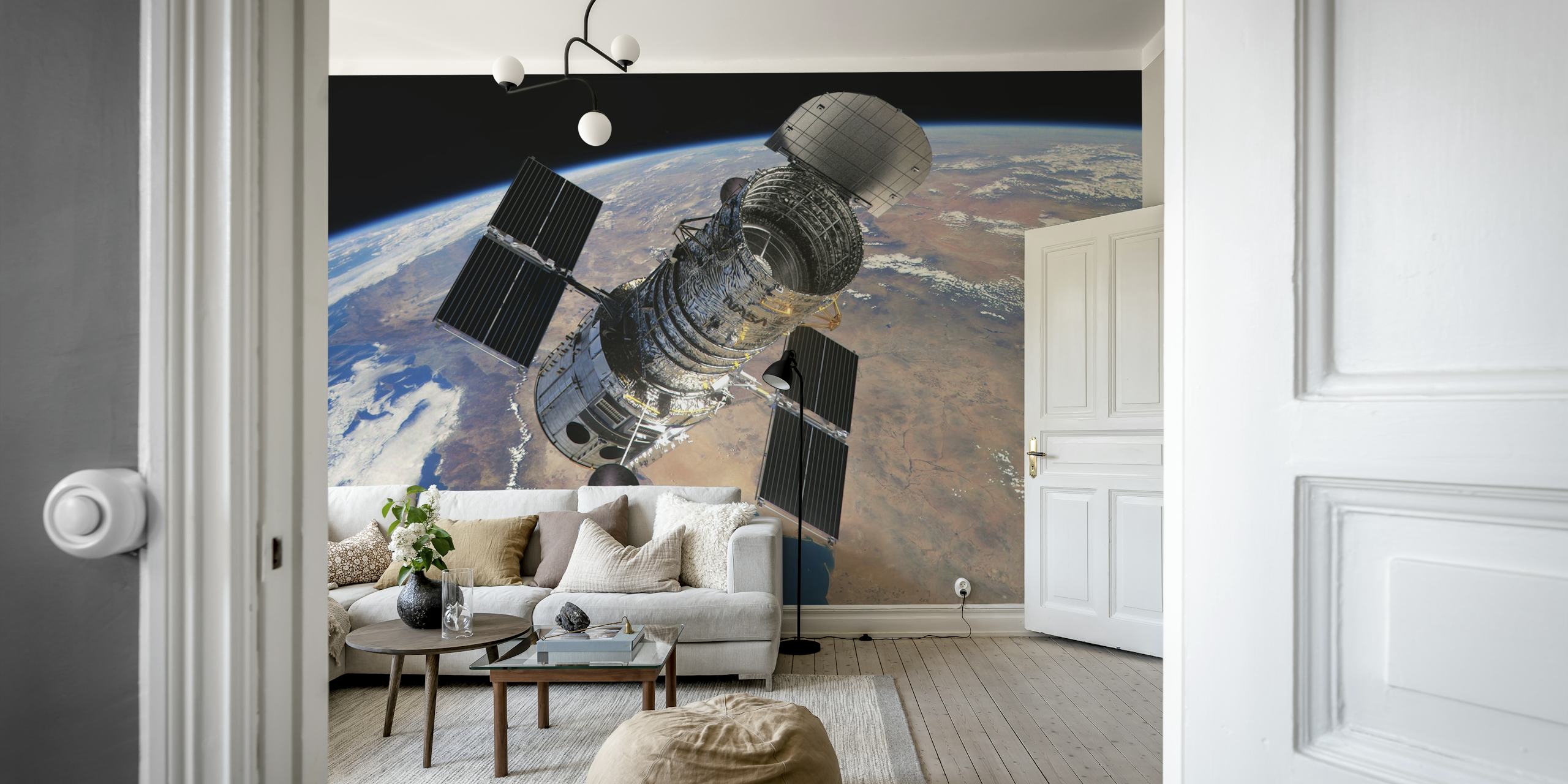 Hubble California wallpaper in a room