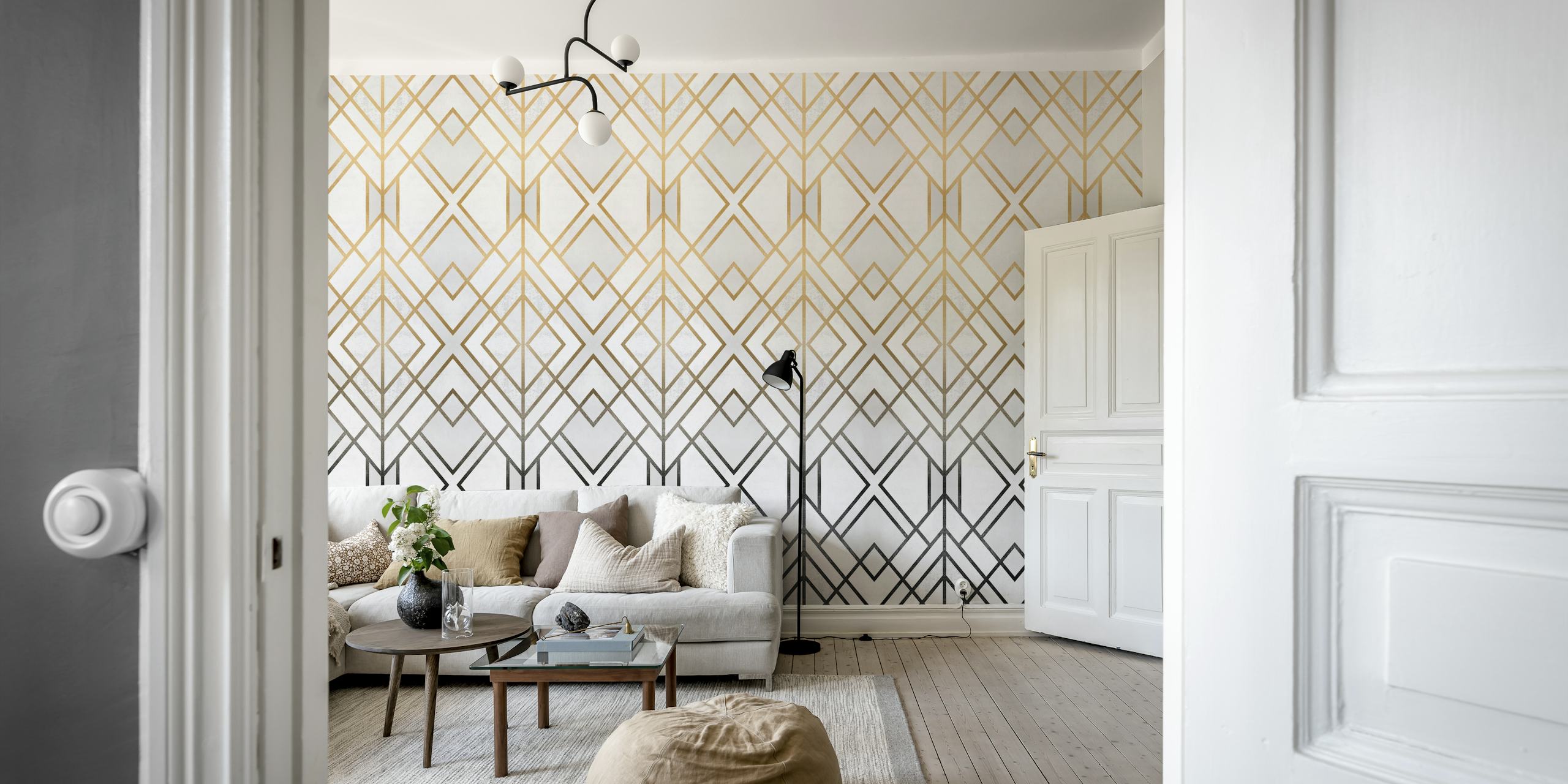 Gold And Grey Geo tapet i ett rum