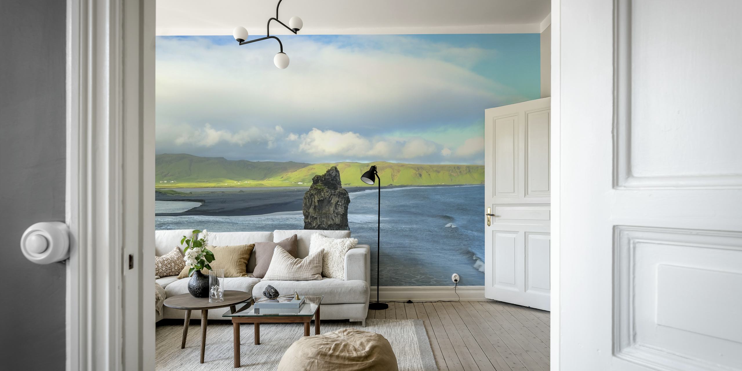 Tapeta Coast of Dyrholaey u sobi
