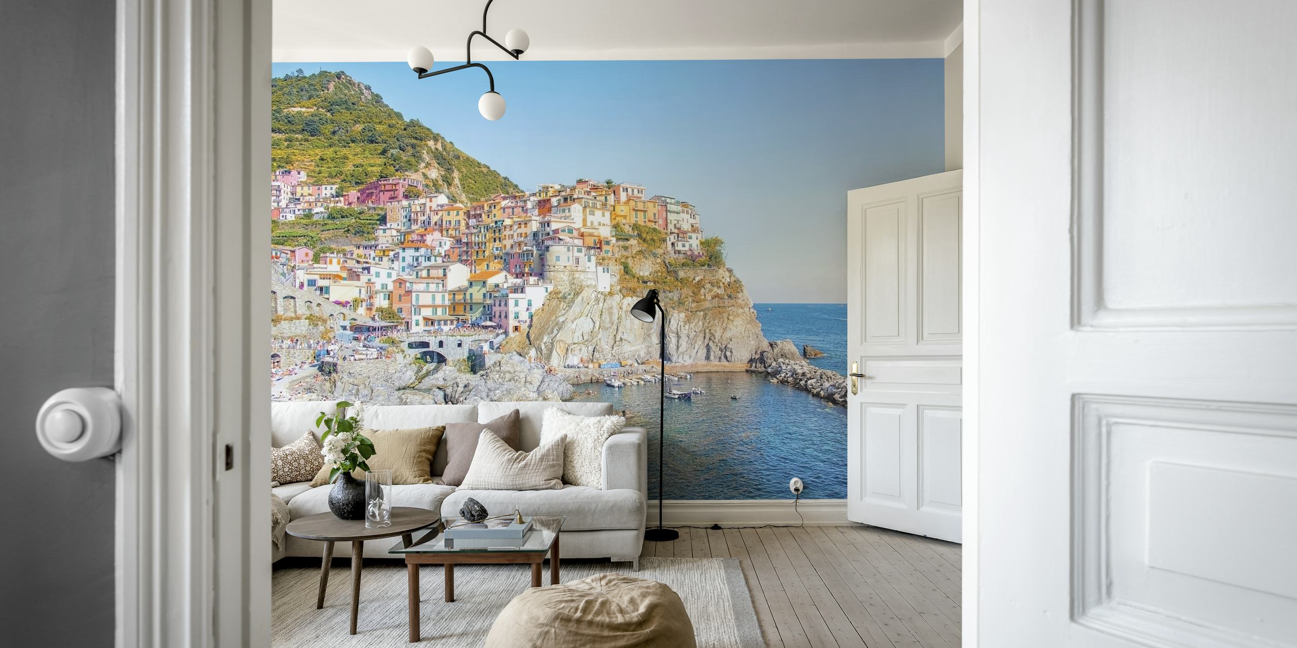 Fototapeta Manarola Village s barevnými domy na útesu u moře