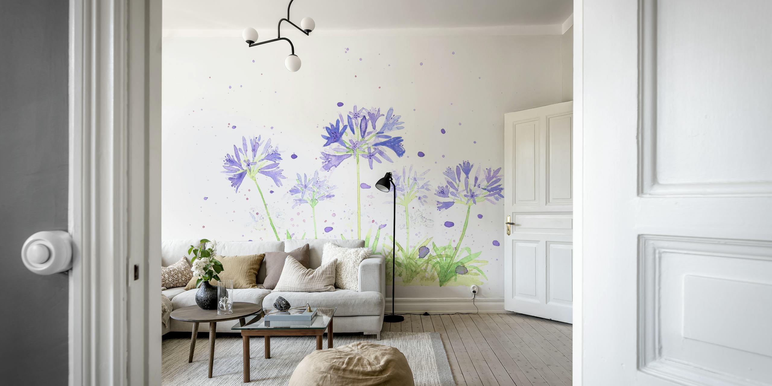 Εικονογράφηση με νερόχρωμα των hydrangea flowers σε βιολετί και μπλε σε τοιχογραφία
