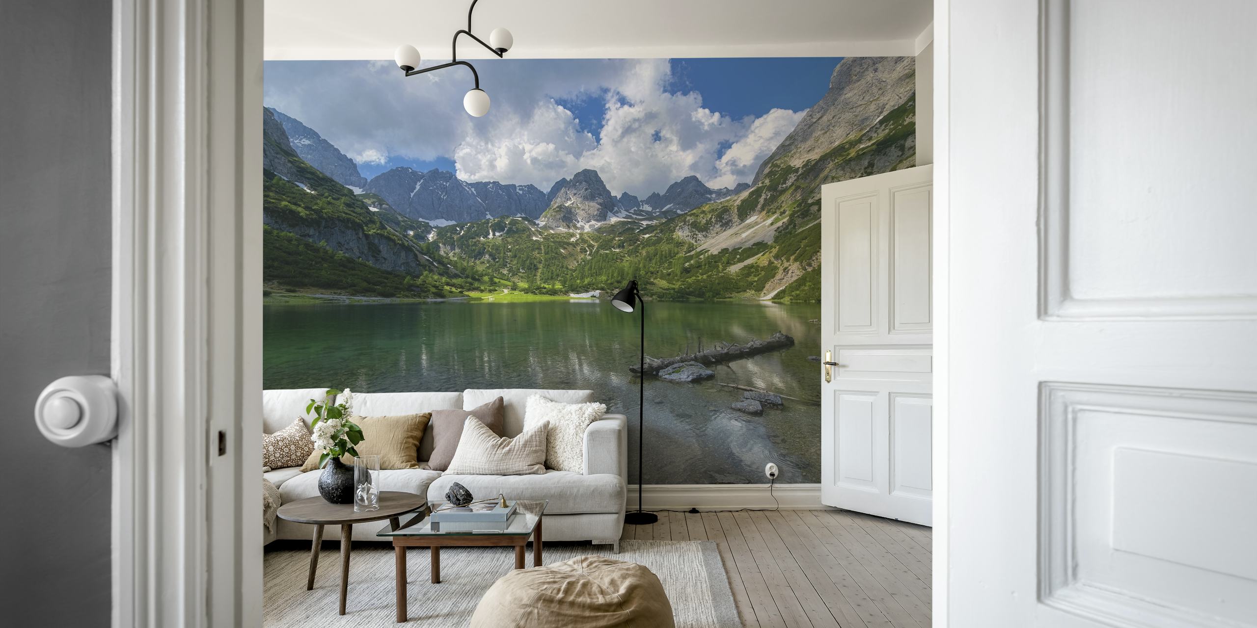 Muurschildering Seebensea in Tirol met een rustig bergmeer met bergreflecties