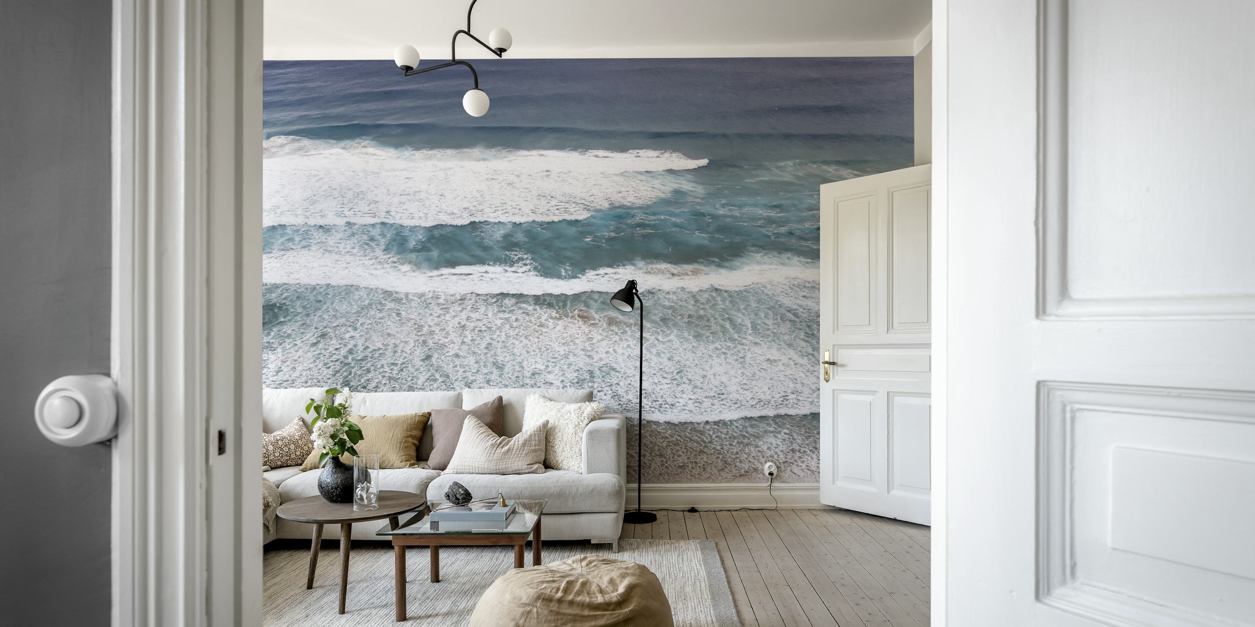 Rough Waves Portugal Atlantic papel pintado en una habitación