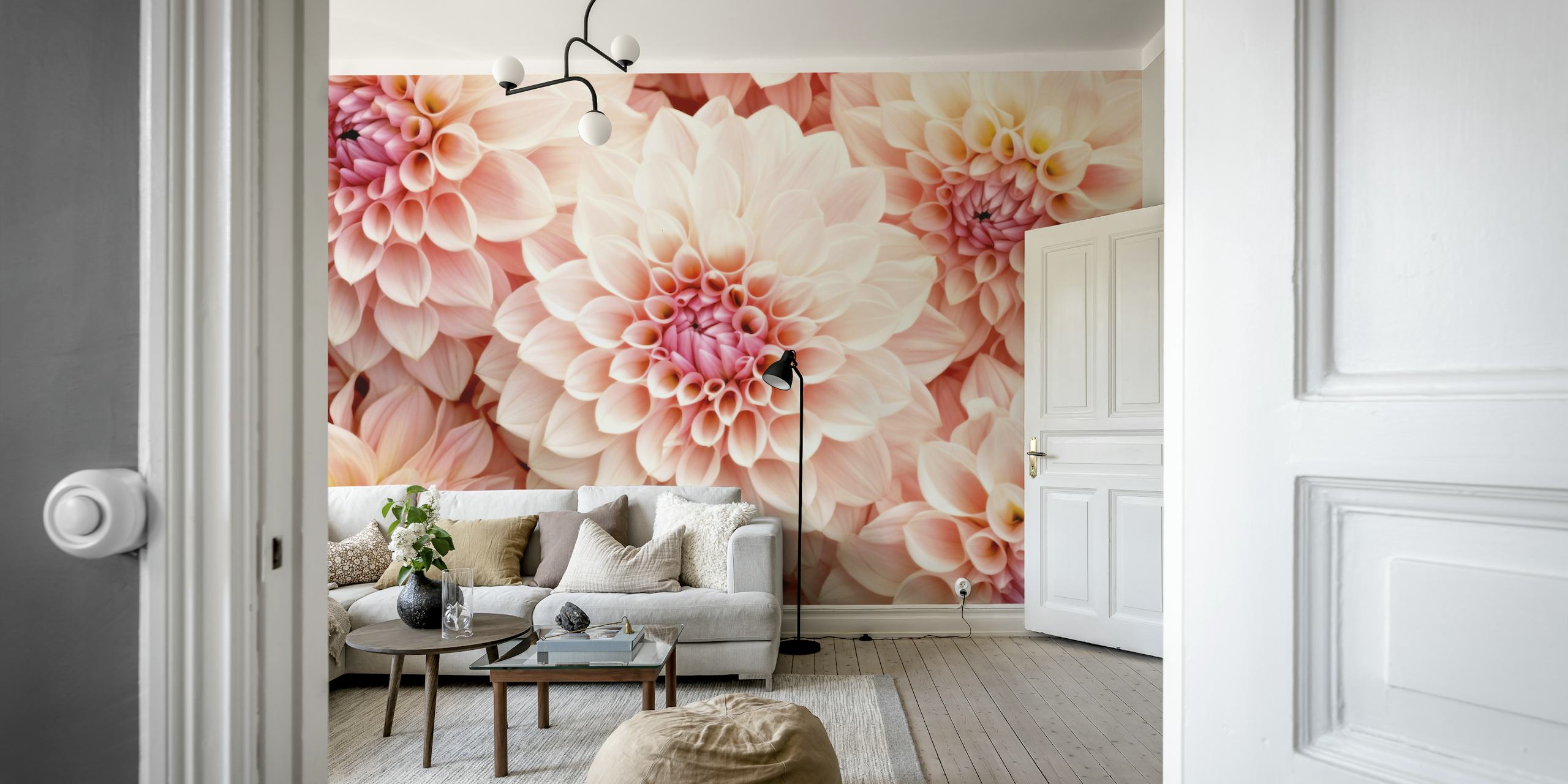 Peachfarbene Blumenmuster Tapete im Barockstil