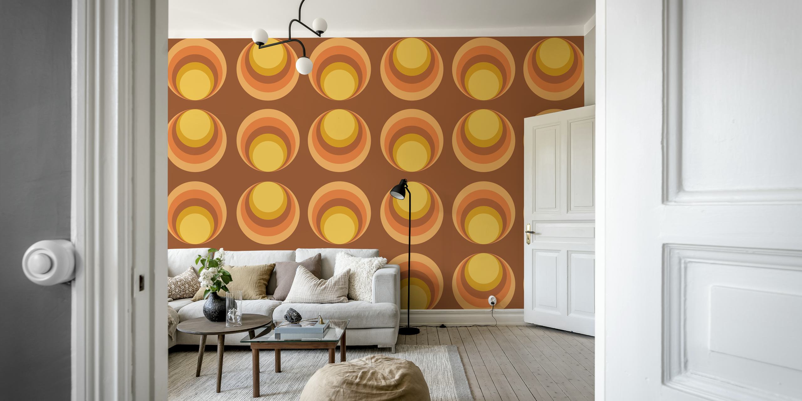 Τοίχος ενός αφαίρετου γεωμετρικού κύκλου εμπνευσμένο από τα 70 σε ζεστές αποχρώσεις