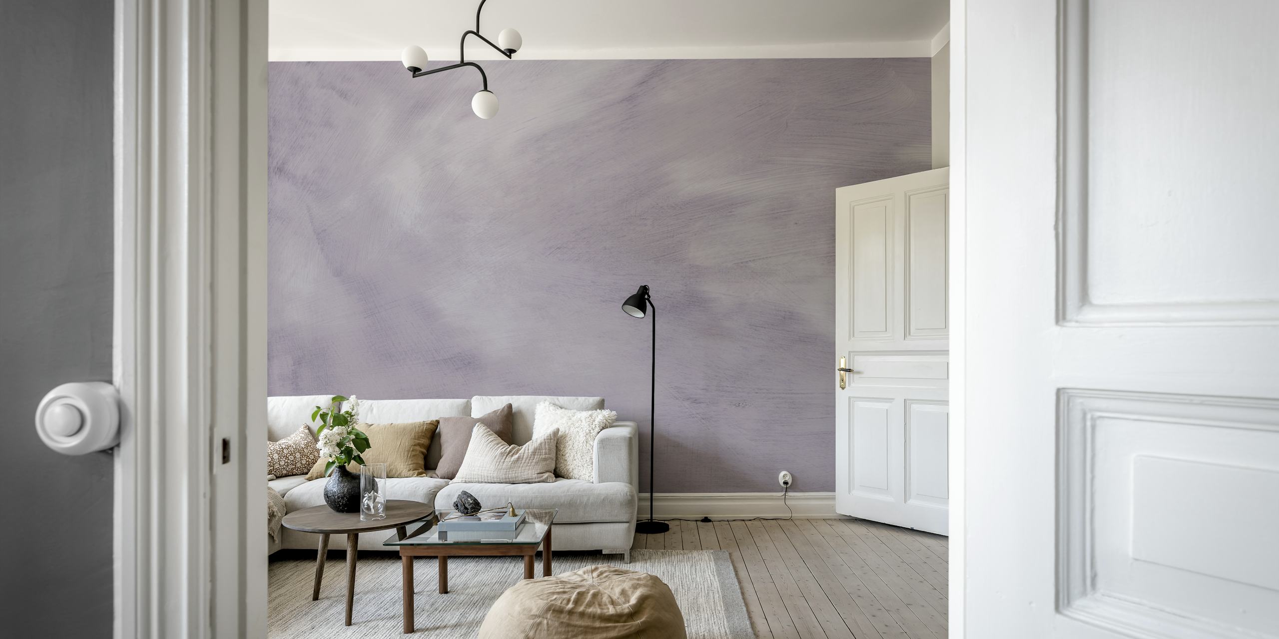 Ταπετσαρία pastel paint purple σε ένα δωμάτιο