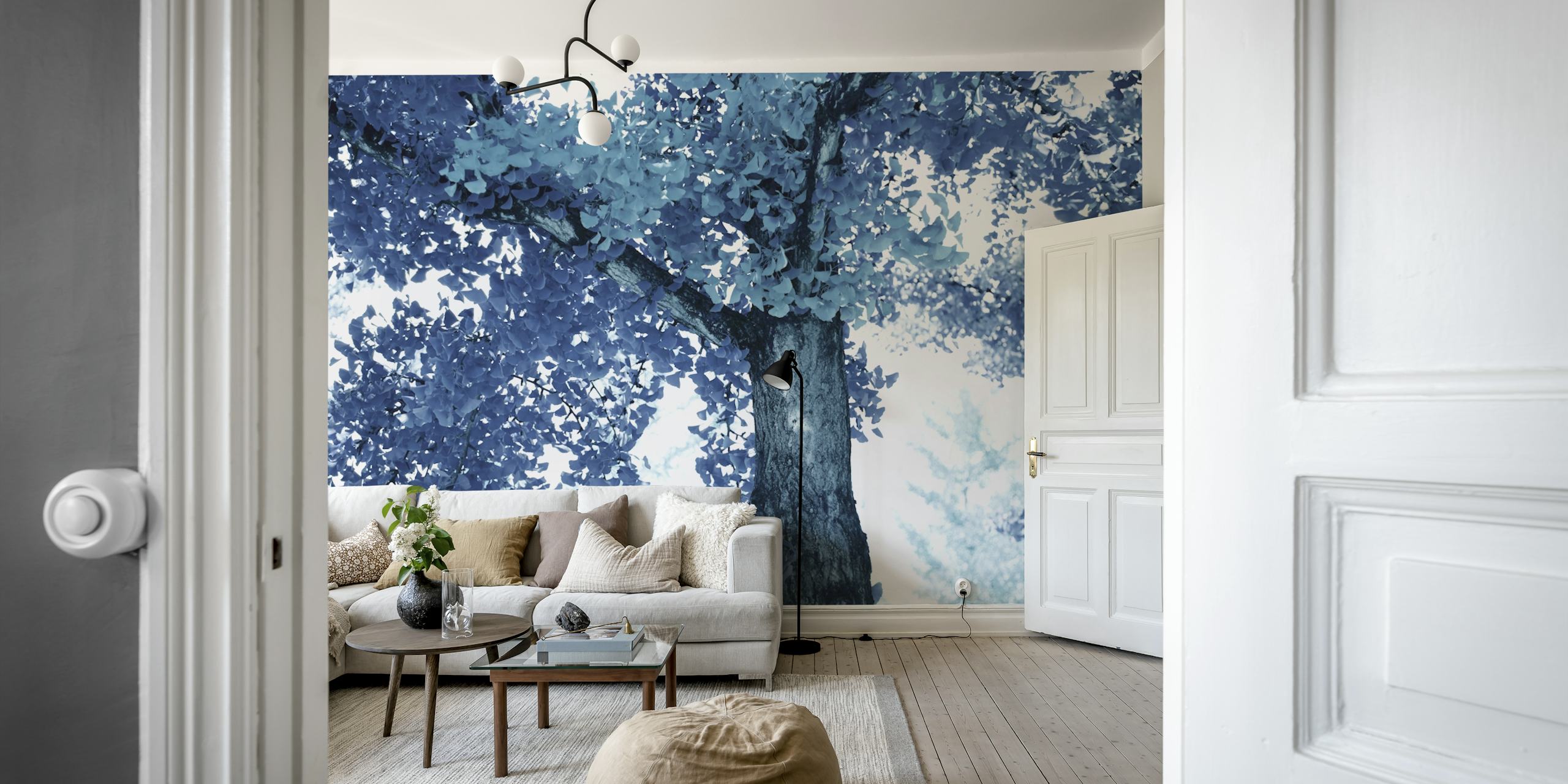 Behang met ginkgo-bladeren in een kamer