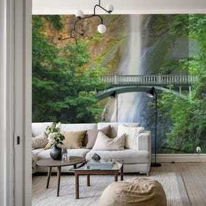 Multnomah Waterfalls