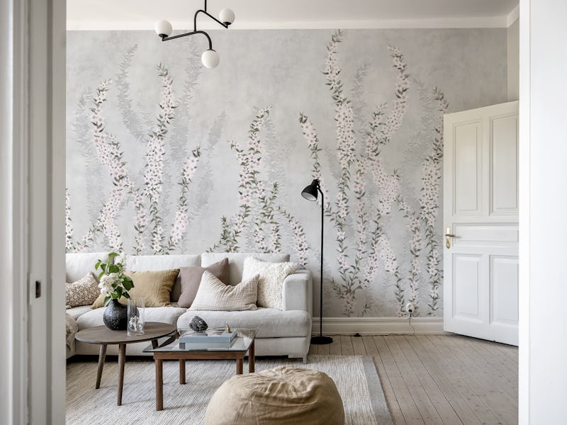 Flowers climbing