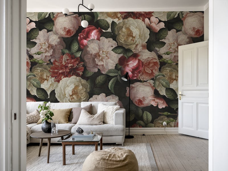 Baroque Opulent Vintage Pink Roses