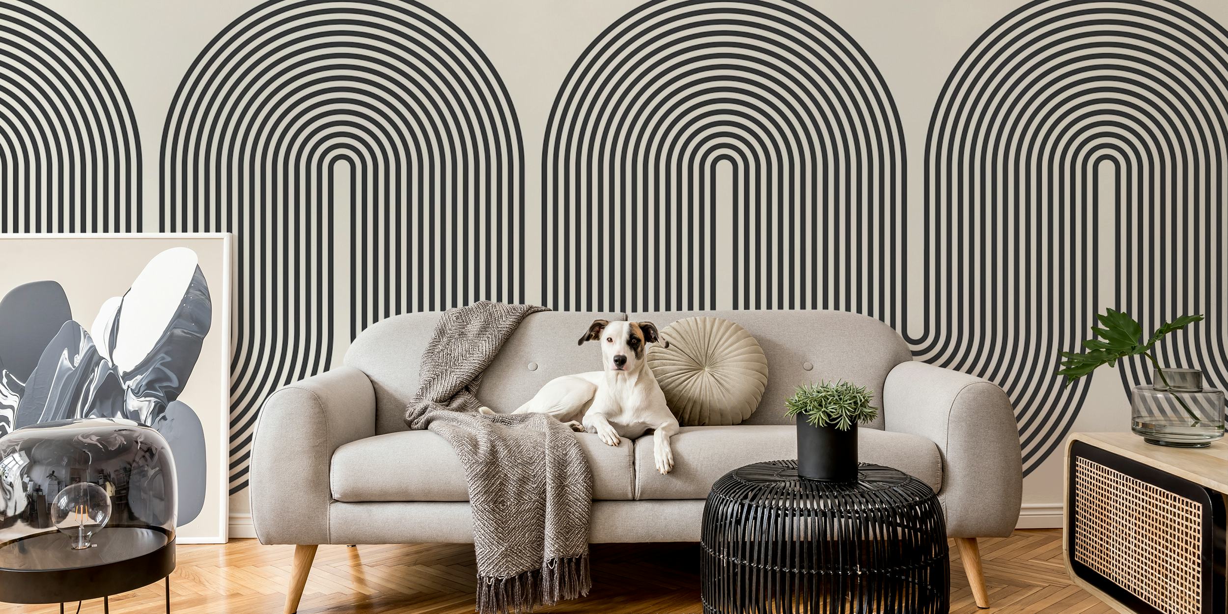 Wavy lines tapet i et stilfullt rom