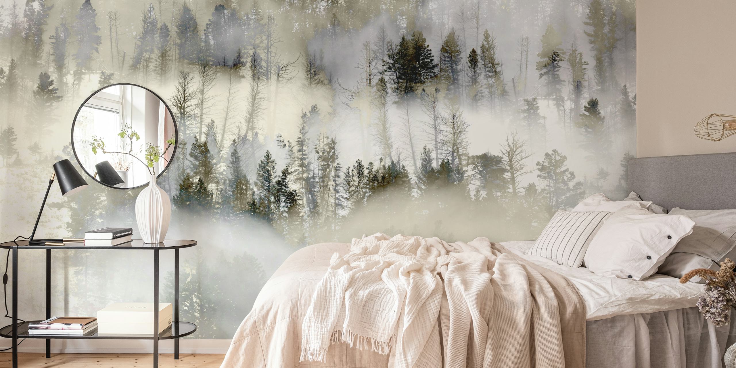Misty Forest Dream papel de parede em um quarto