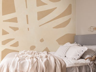 Lines on beige background 3