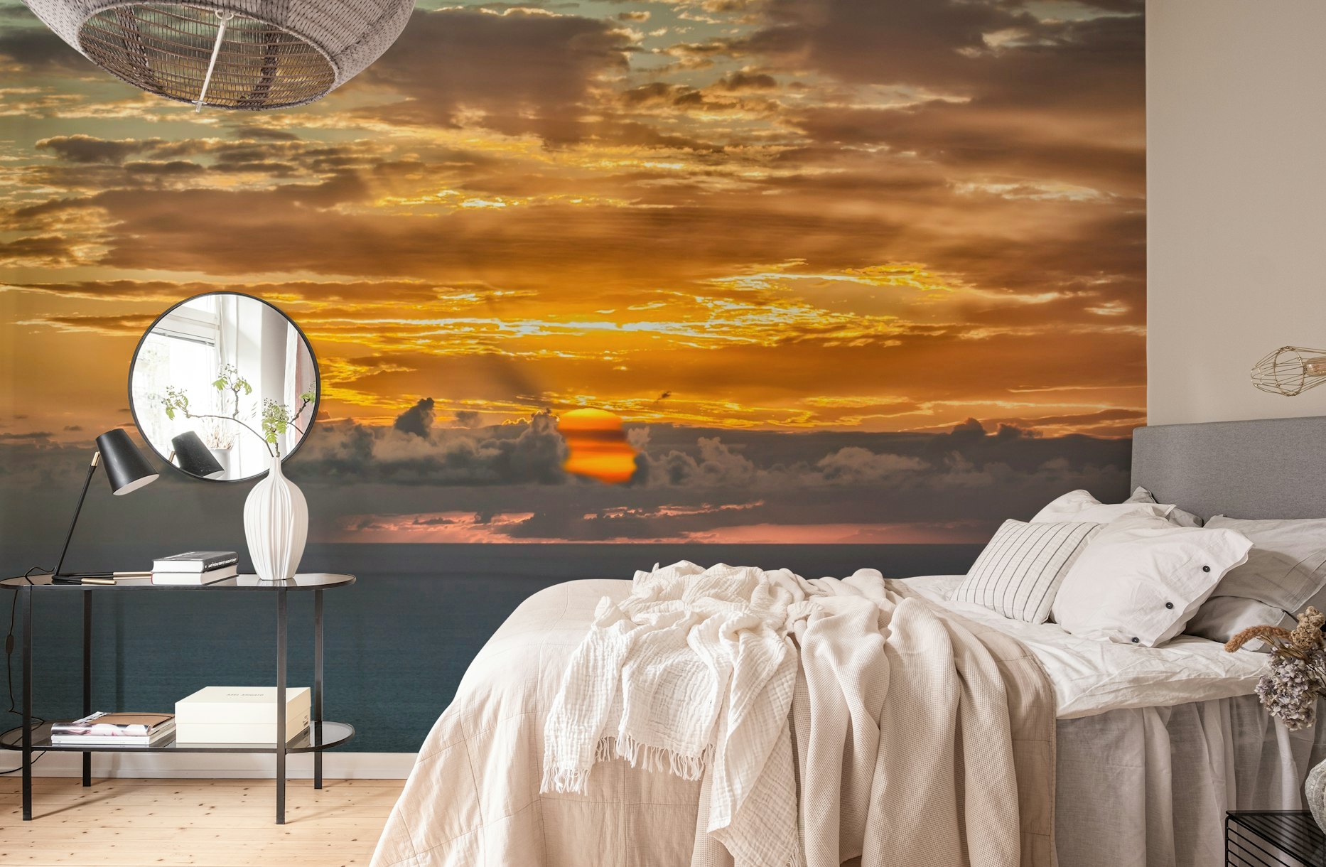 Sunrise over the sea wallpaper