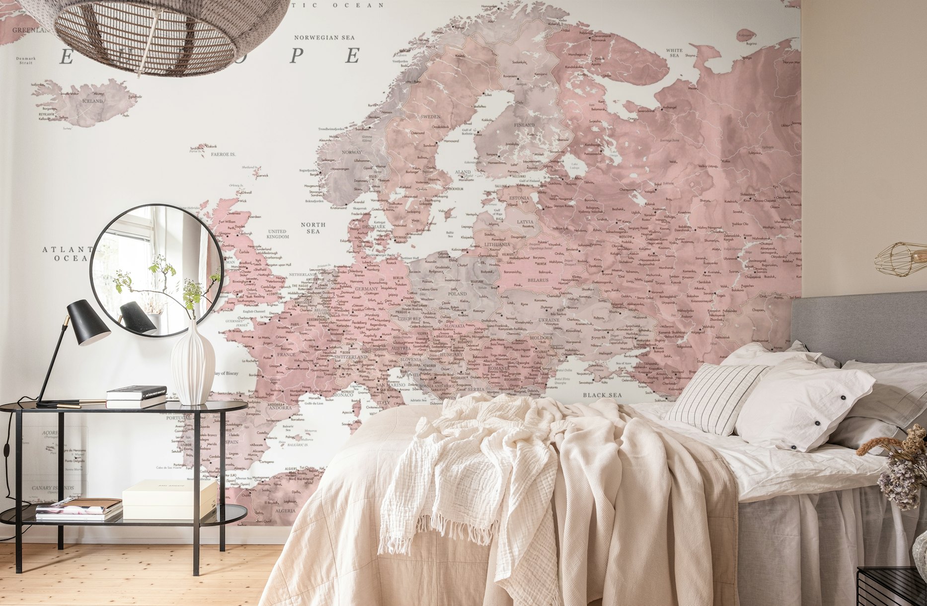 Detailed Europe map Piper wallpaper